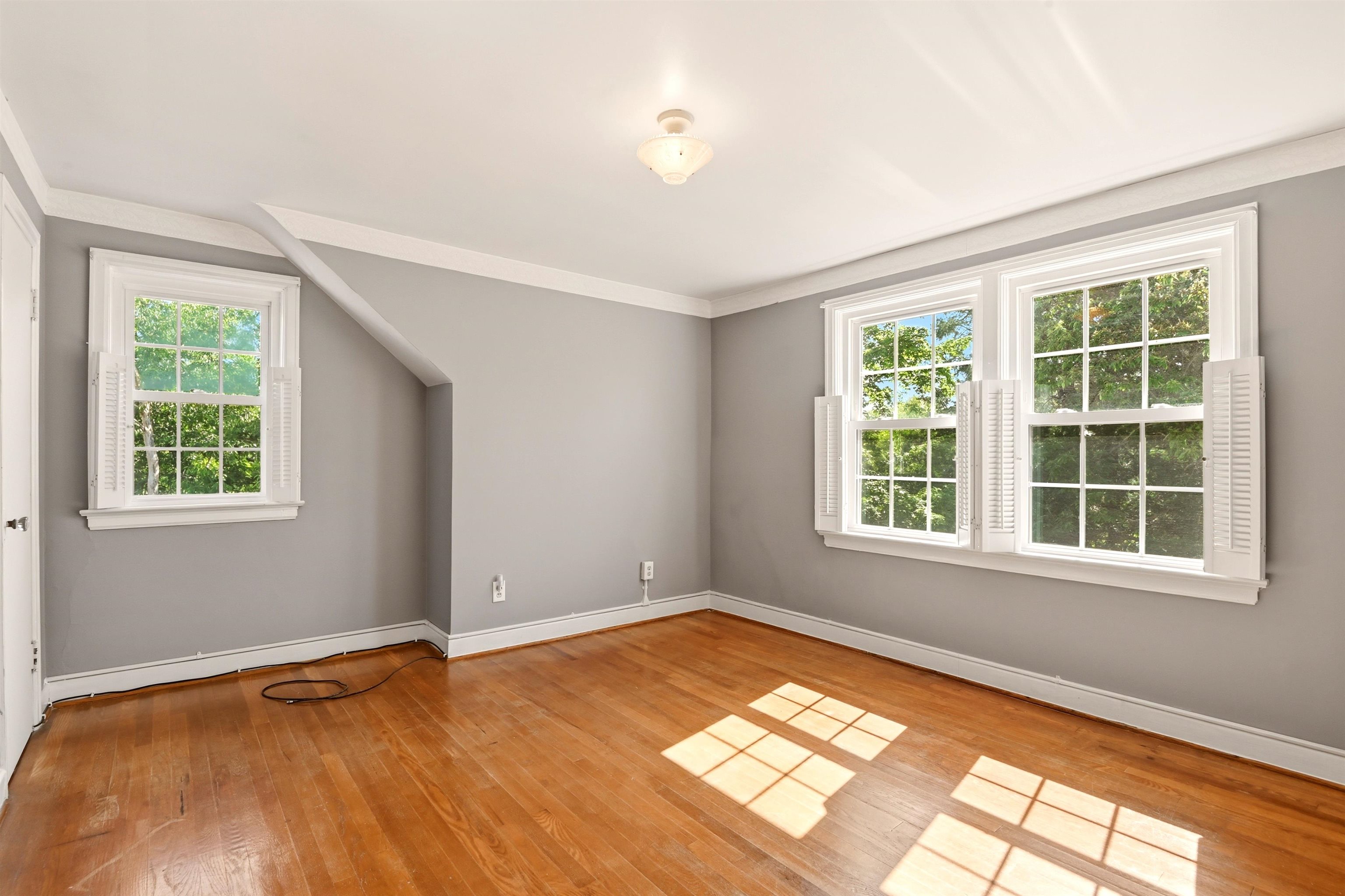 1921 Seventh Street Radford VA 24141