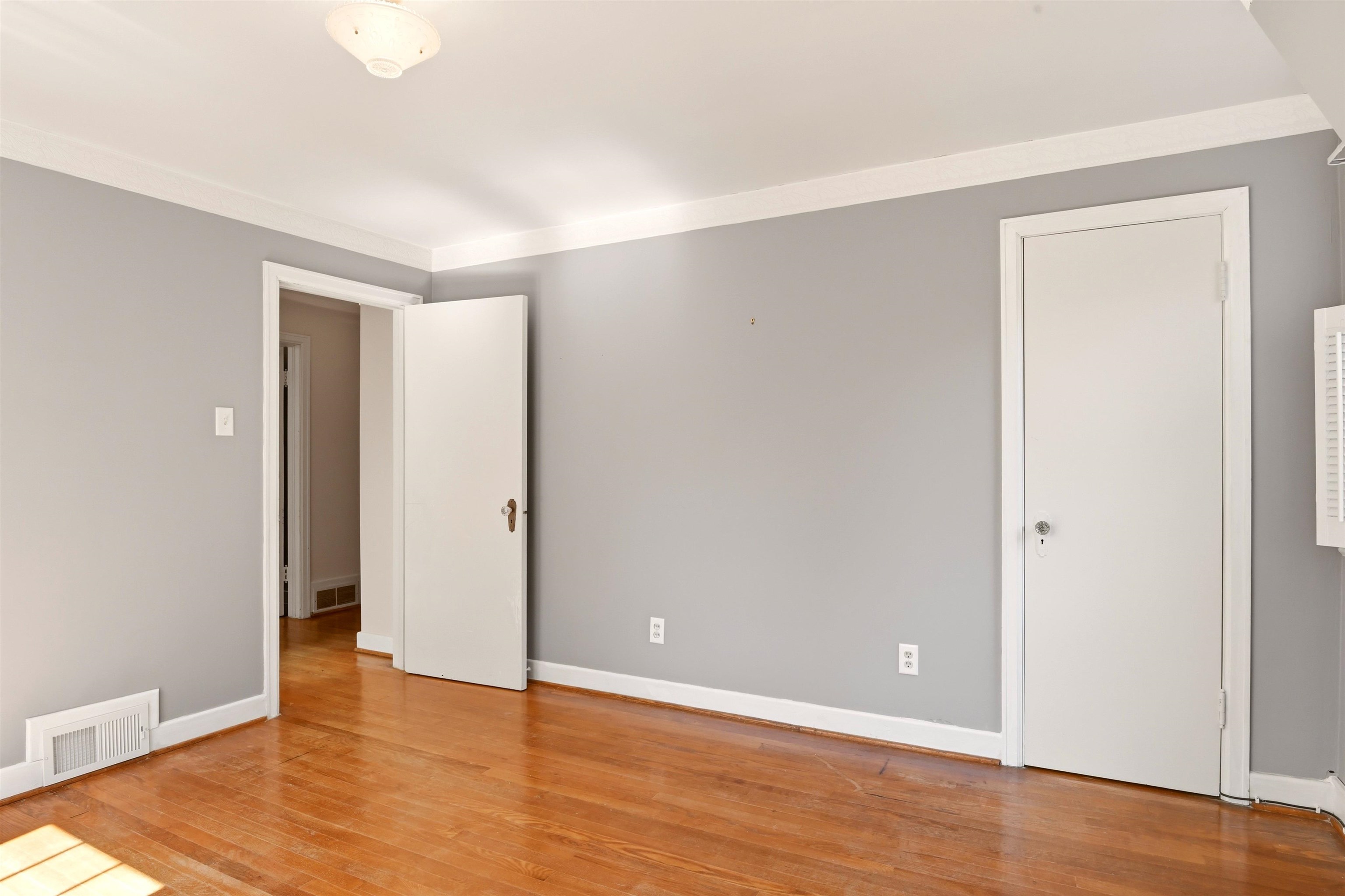 1921 Seventh Street Radford VA 24141