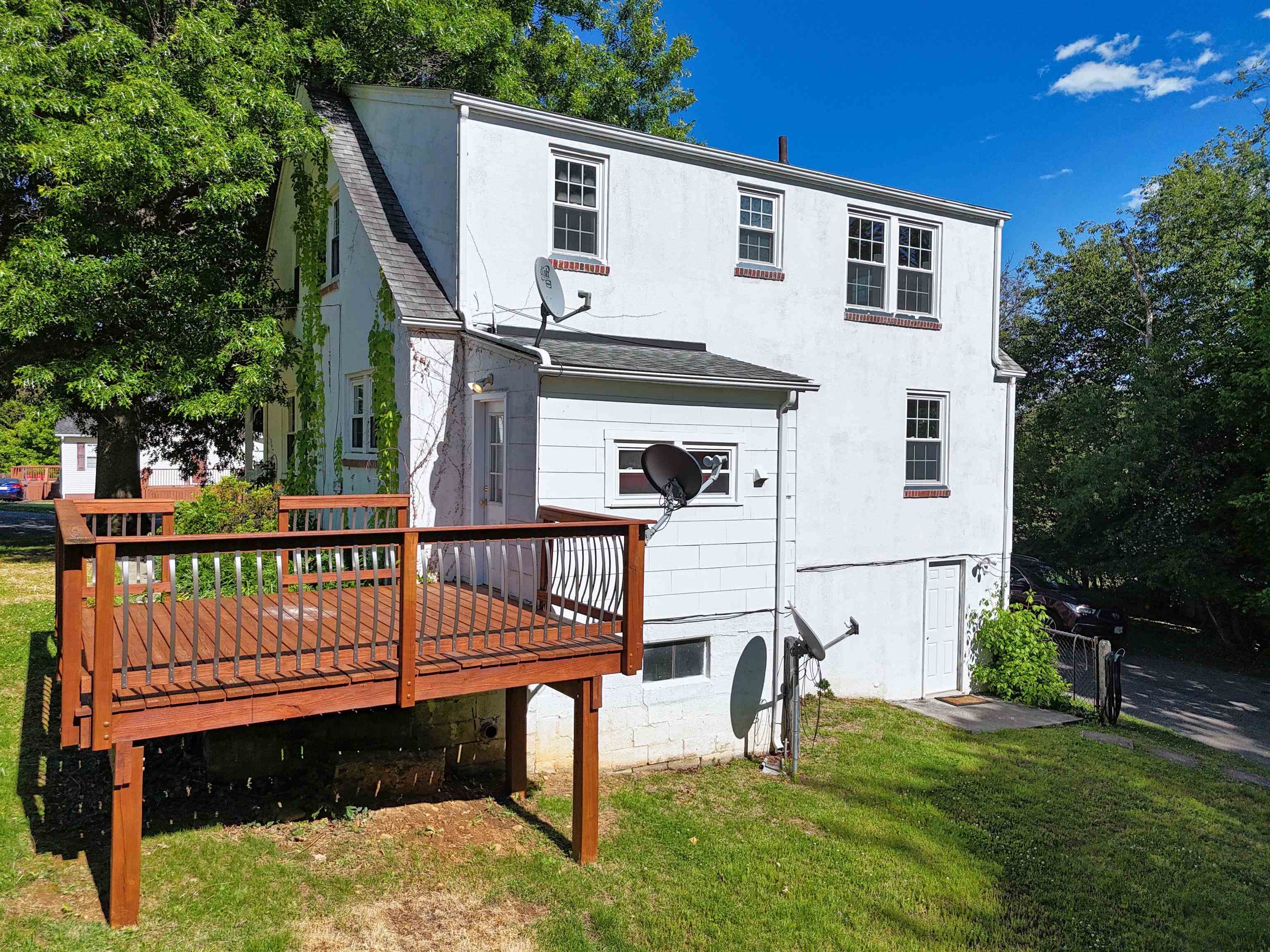 1921 Seventh Street Radford VA 24141