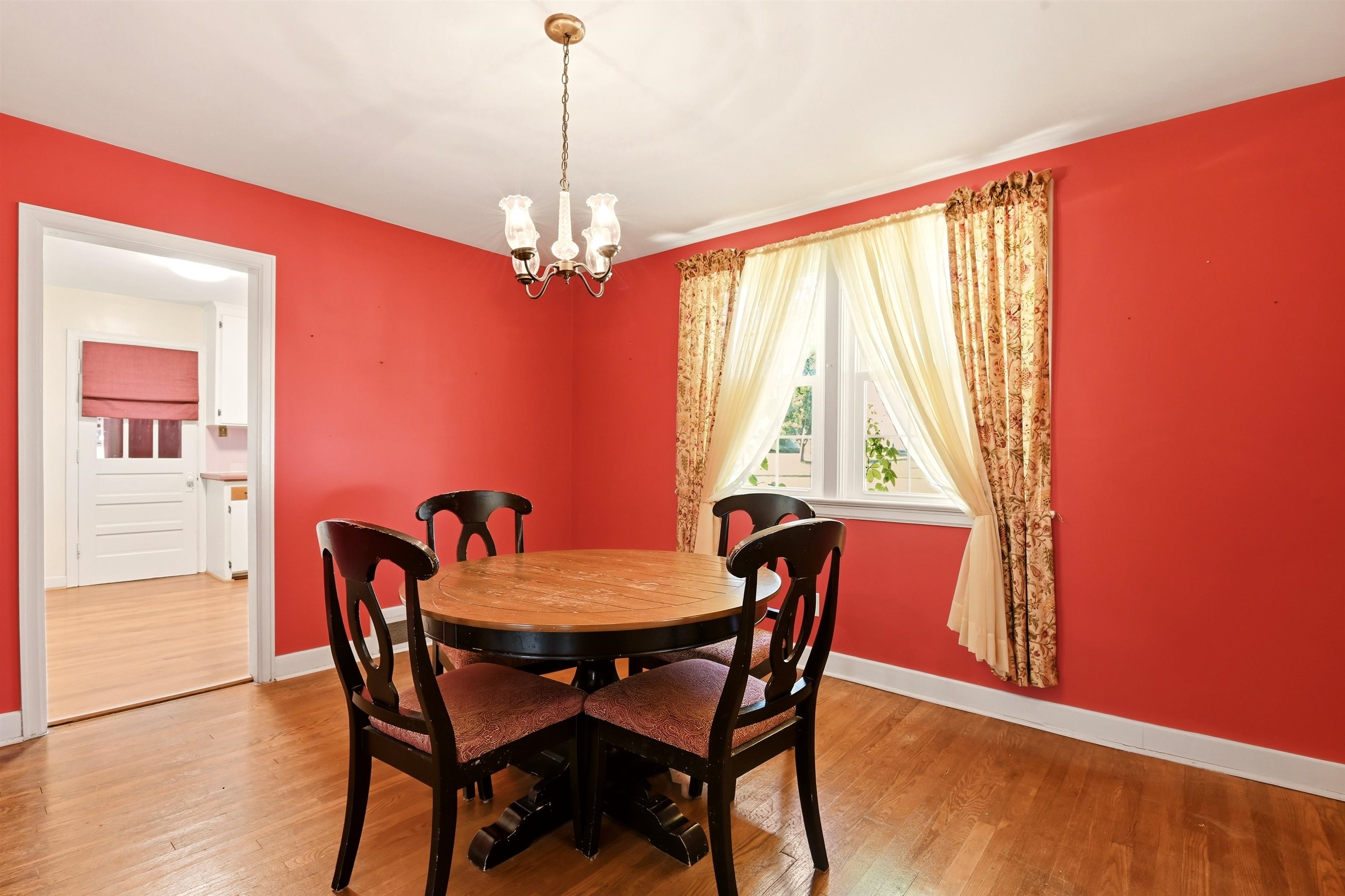 1921 Seventh Street Radford VA 24141