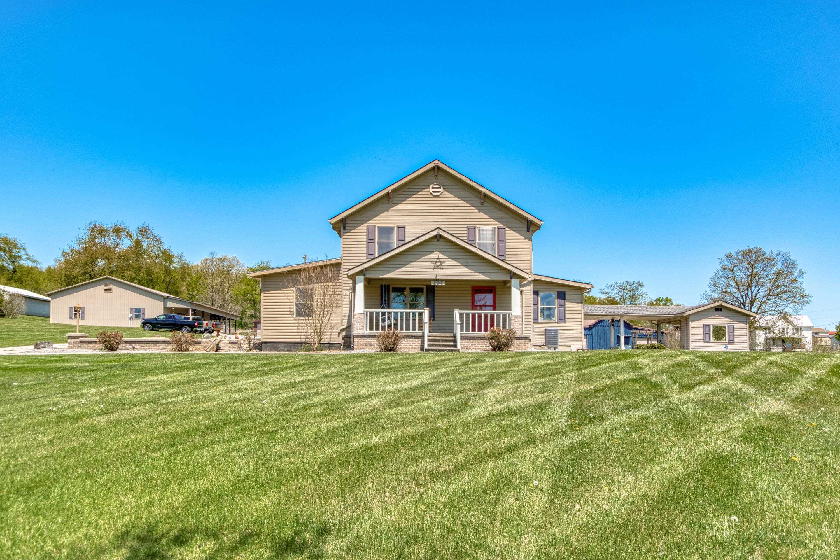 218 Chinquapin Avenue Rural Retreat VA 24368