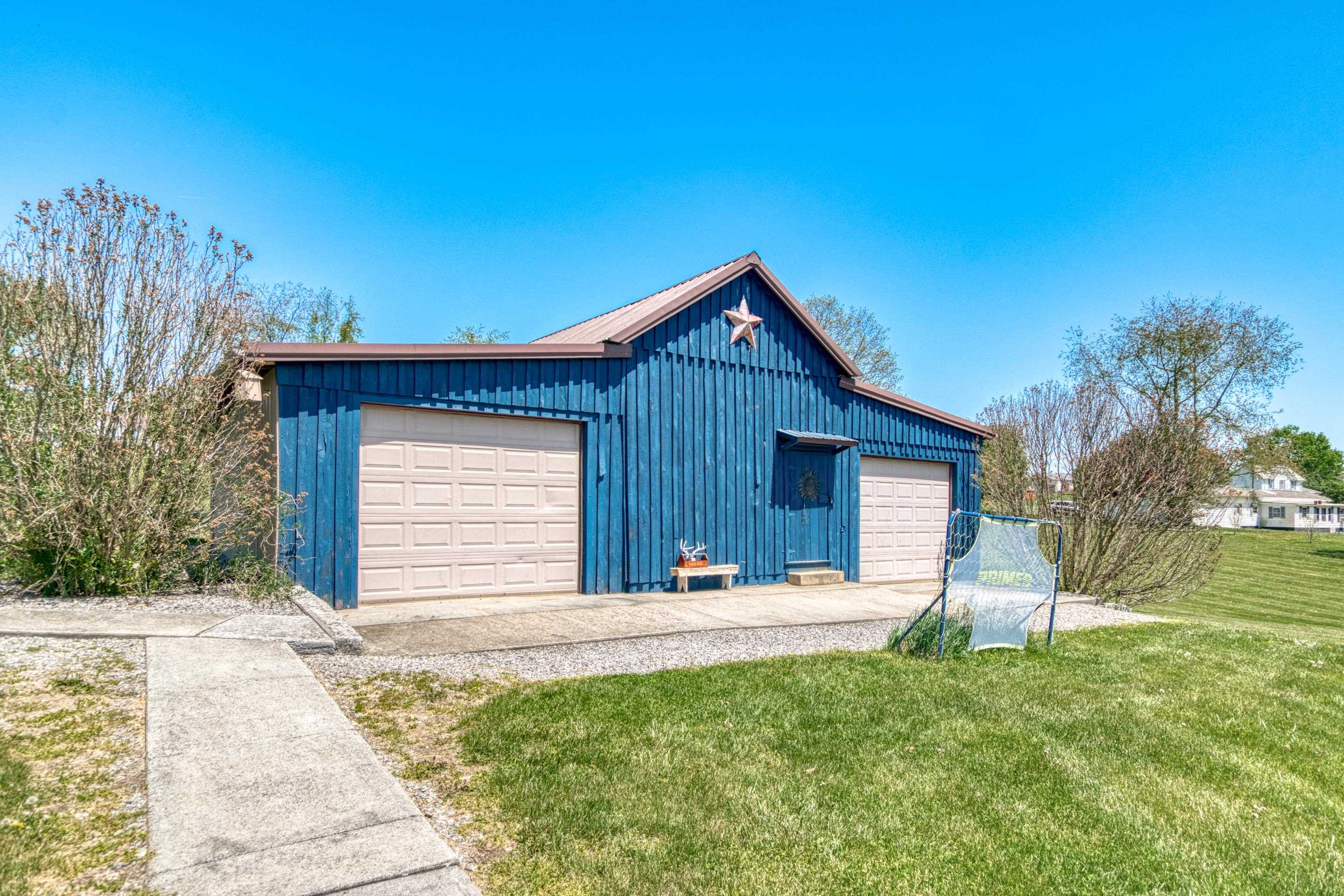 218 Chinquapin Avenue Rural Retreat VA 24368