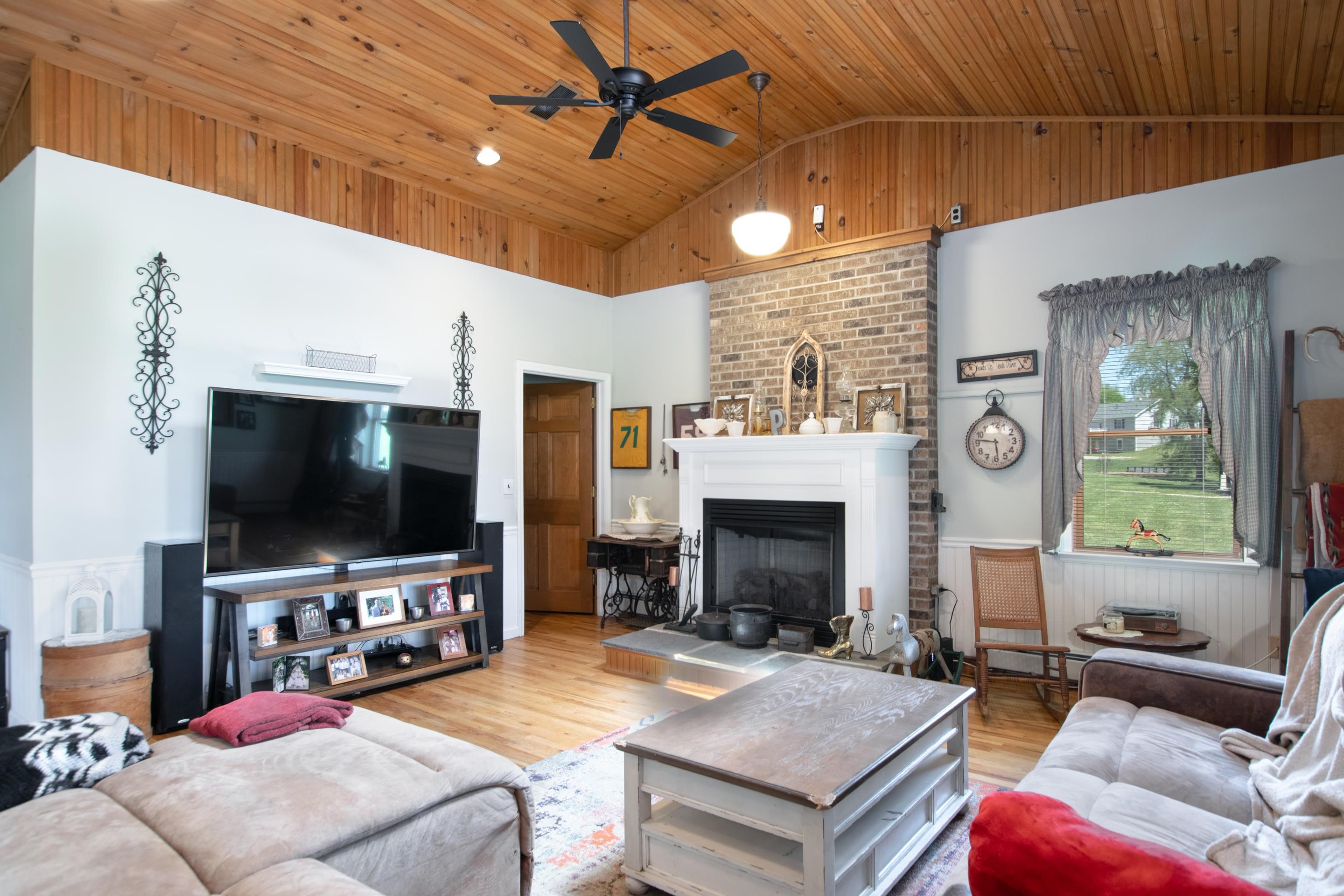 218 Chinquapin Avenue Rural Retreat VA 24368