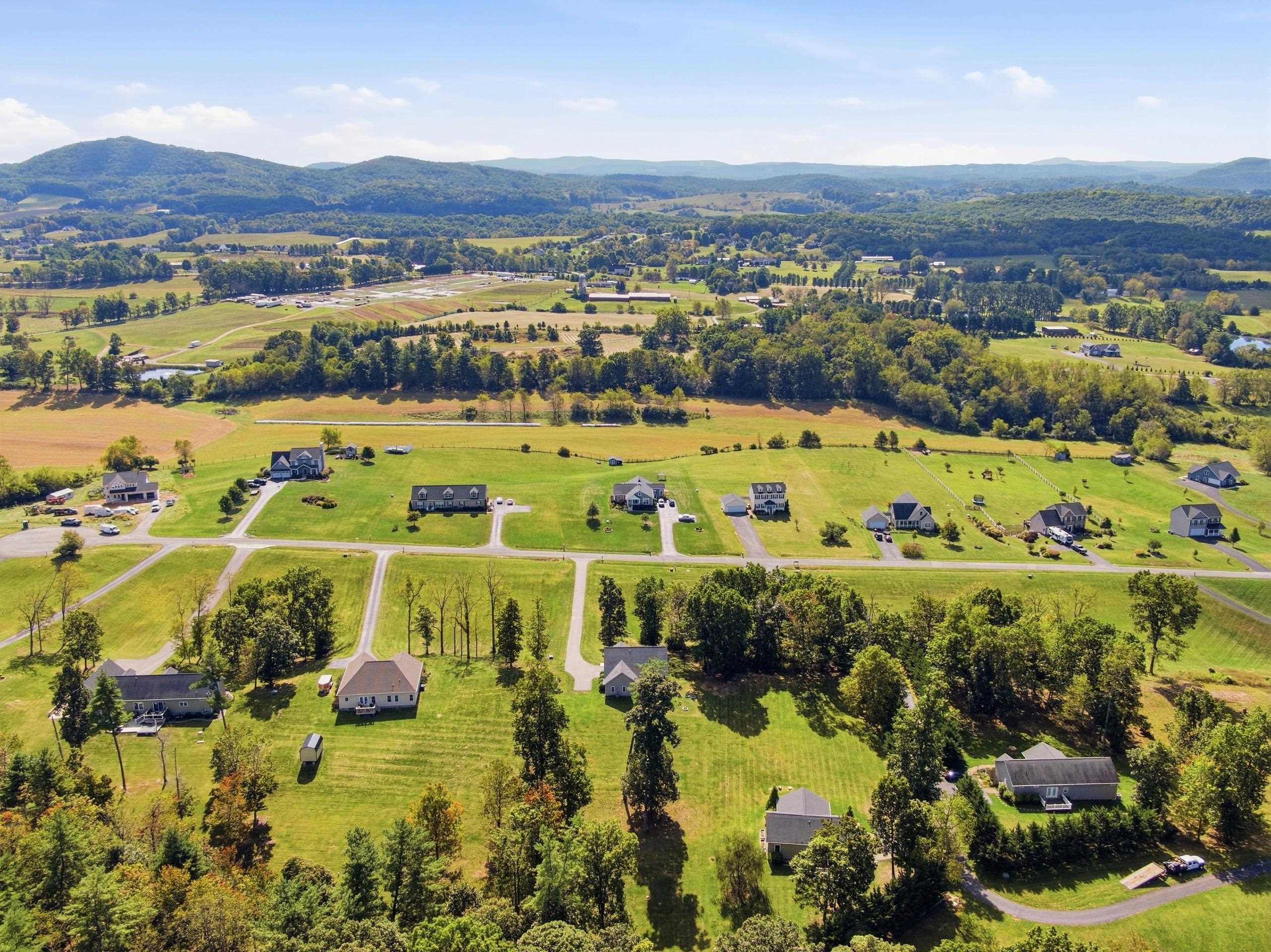 4565 Old Stage Road Radford VA 24141