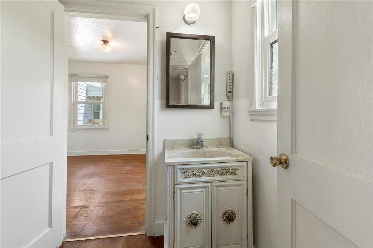 6880 Pulaski Avenue Fairlawn VA 24141