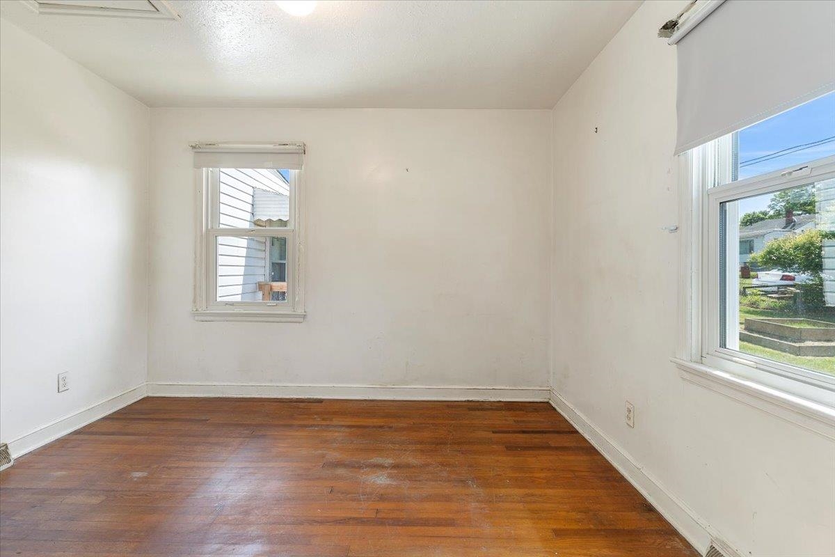 6880 Pulaski Avenue Fairlawn VA 24141