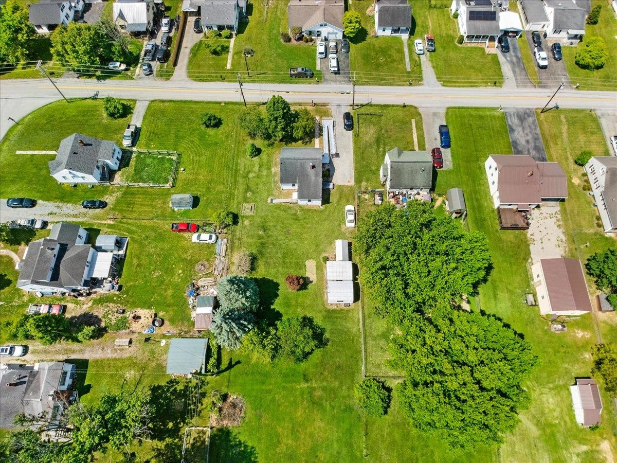 6880 Pulaski Avenue Fairlawn VA 24141