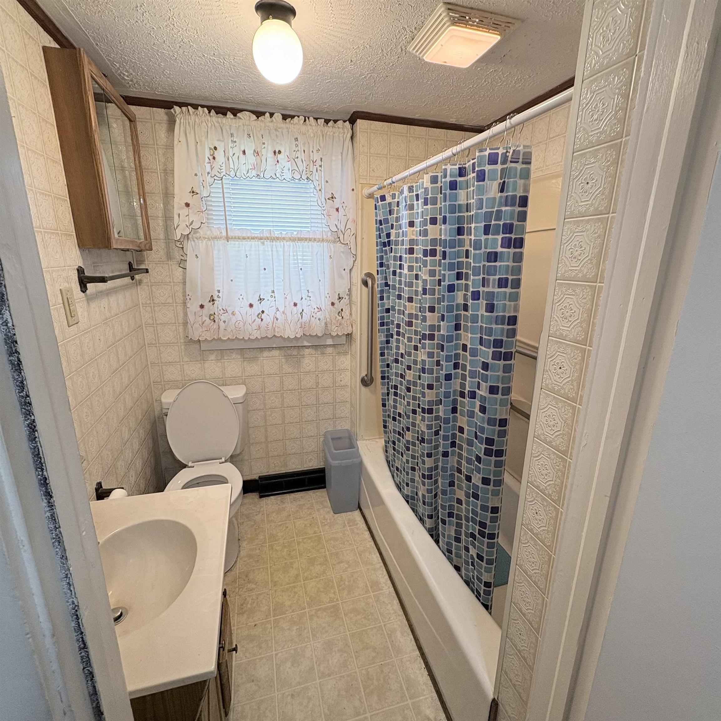 417 Oakwood Avenue Dublin VA 24084