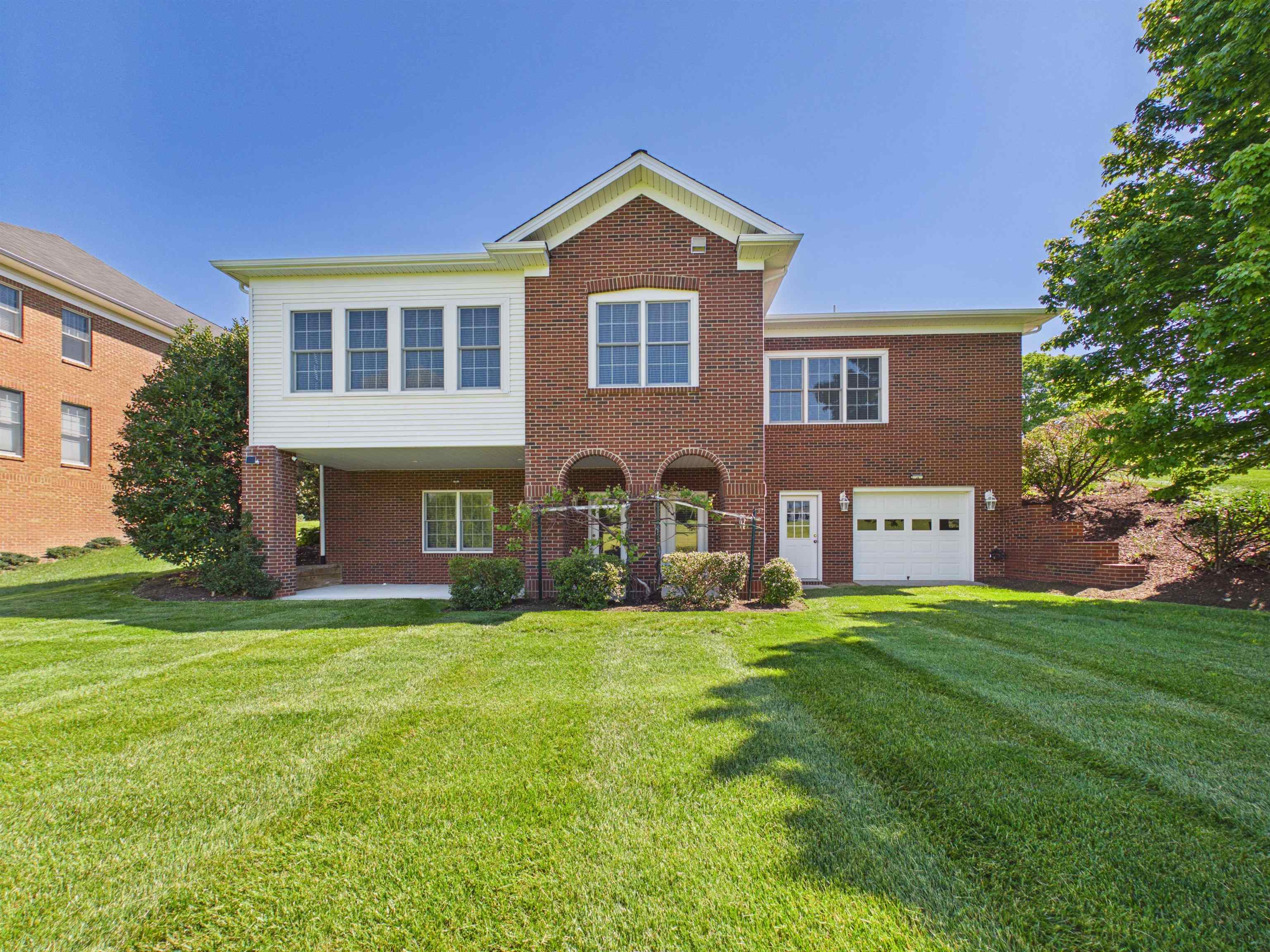 2111 Birch Leaf Lane Blacksburg VA 24060