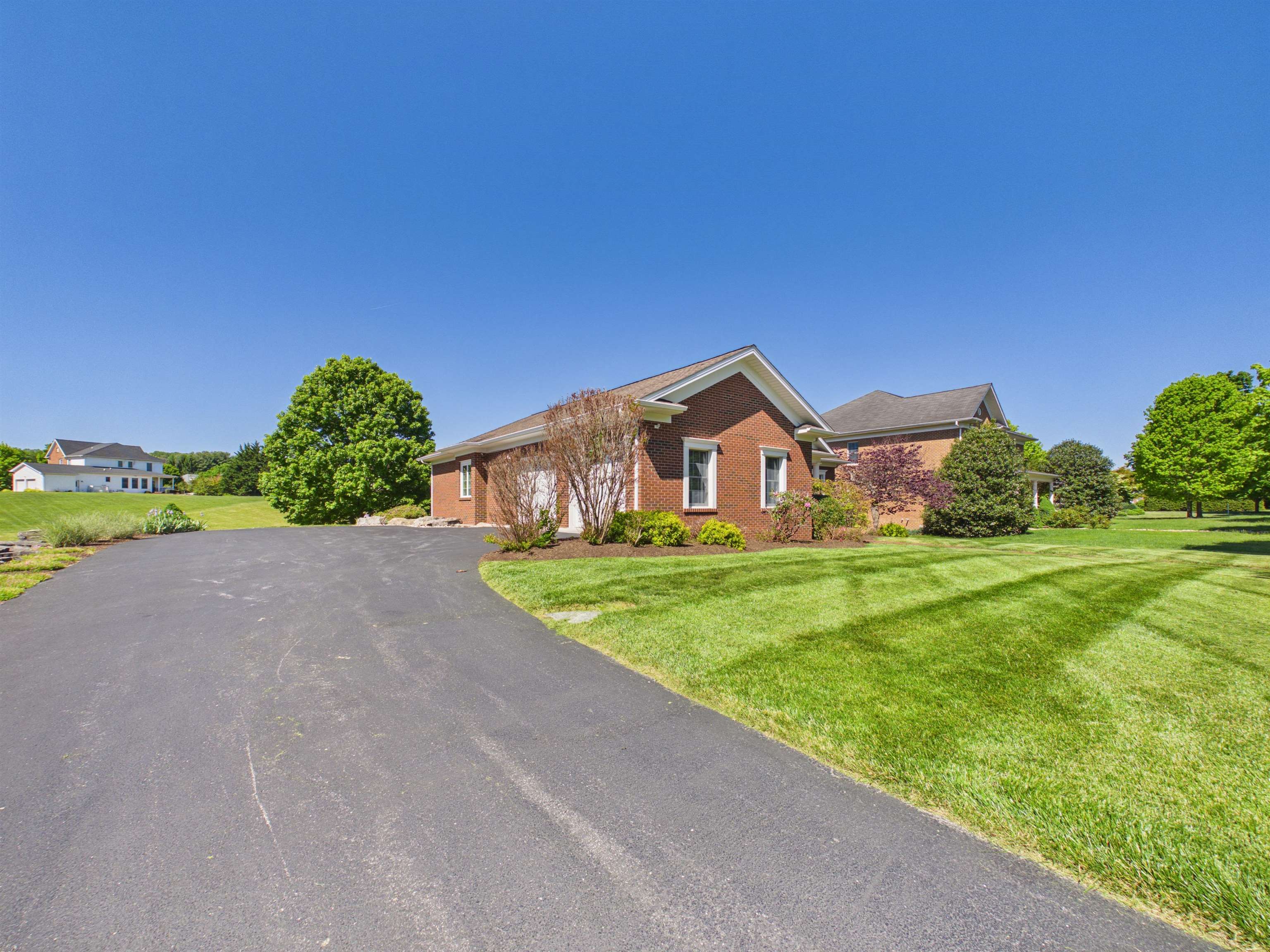 2111 Birch Leaf Lane Blacksburg VA 24060