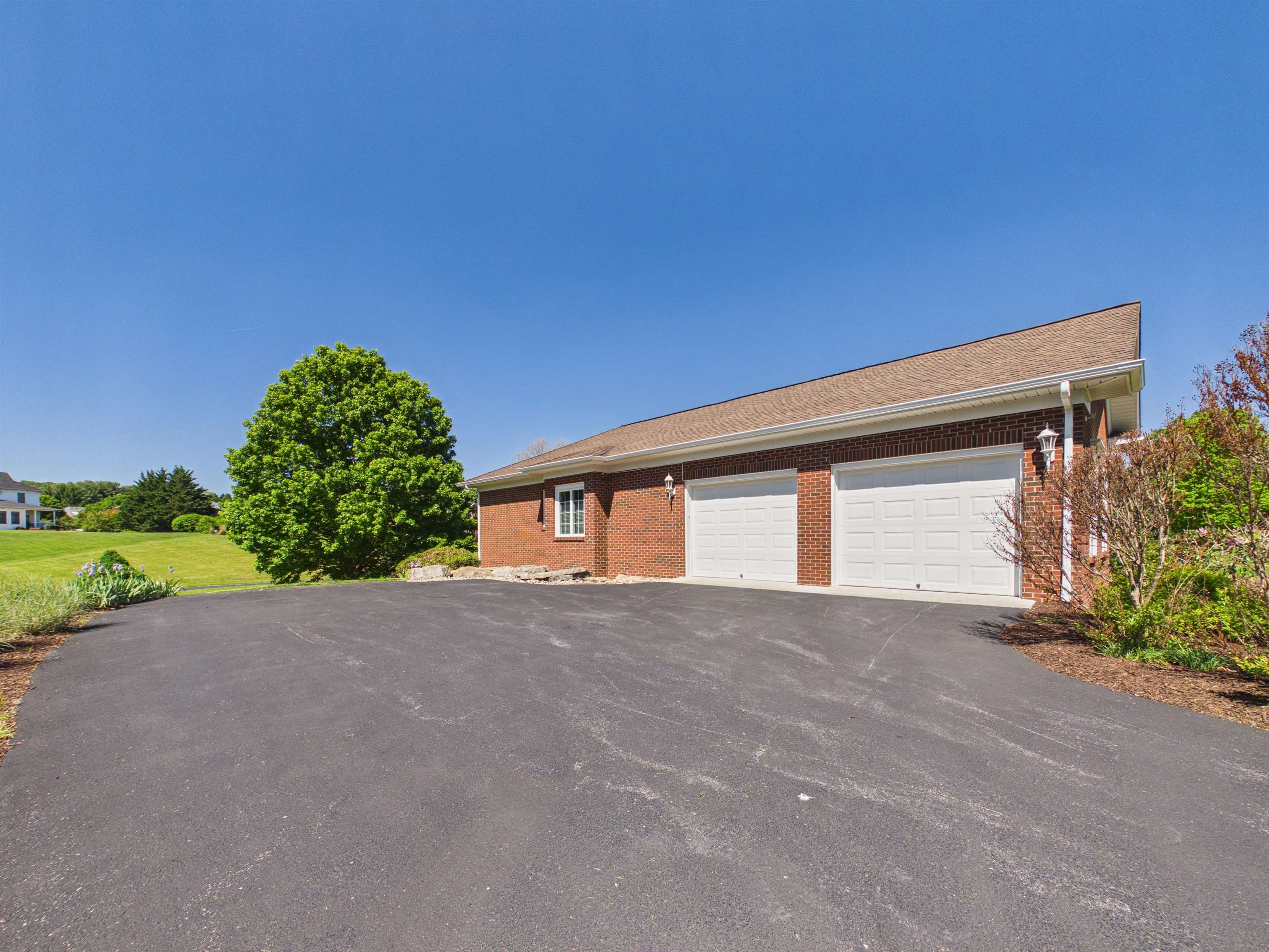 2111 Birch Leaf Lane Blacksburg VA 24060