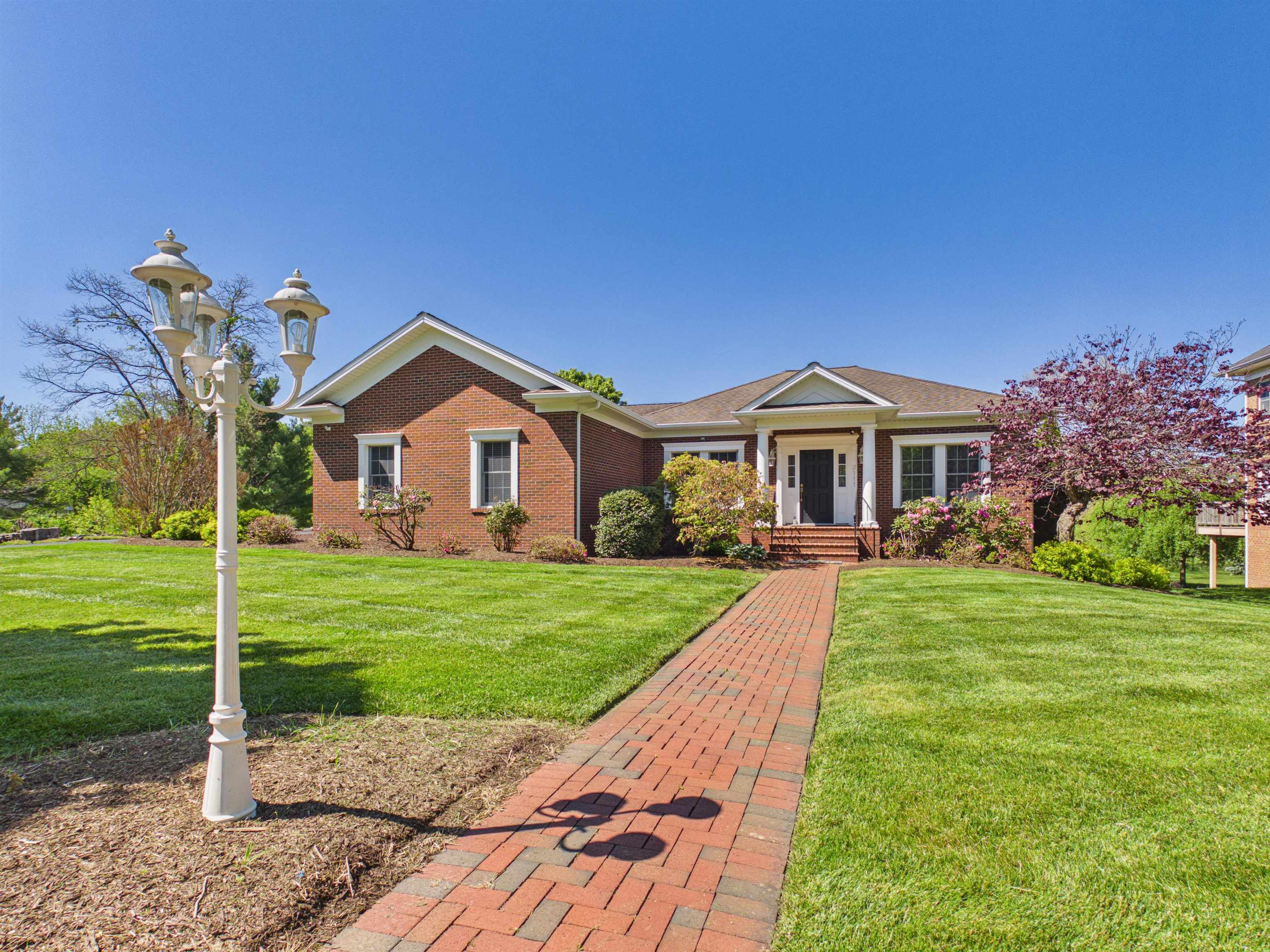 2111 Birch Leaf Lane Blacksburg VA 24060