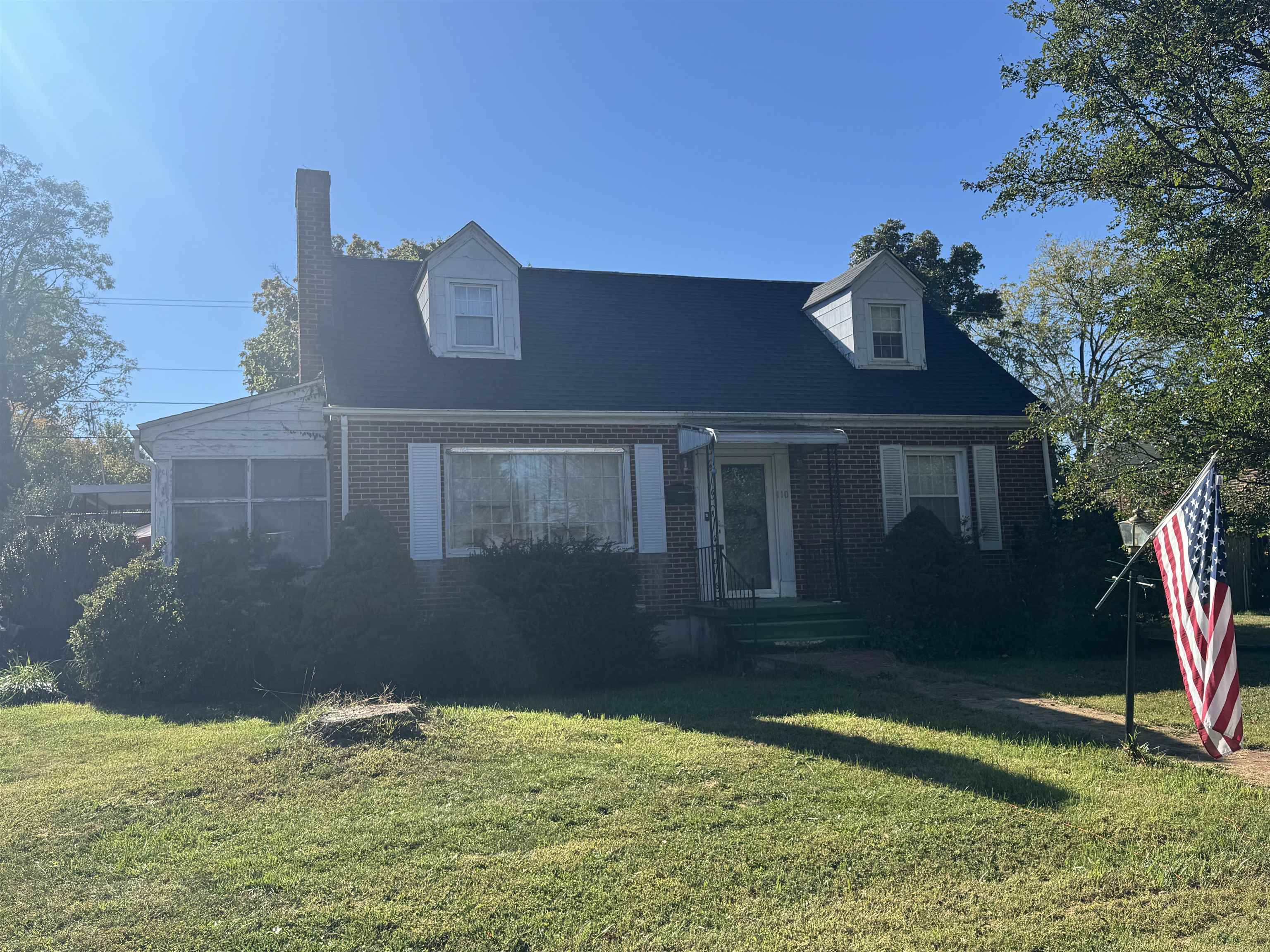 110 Arnold Avenue Radford VA 24141