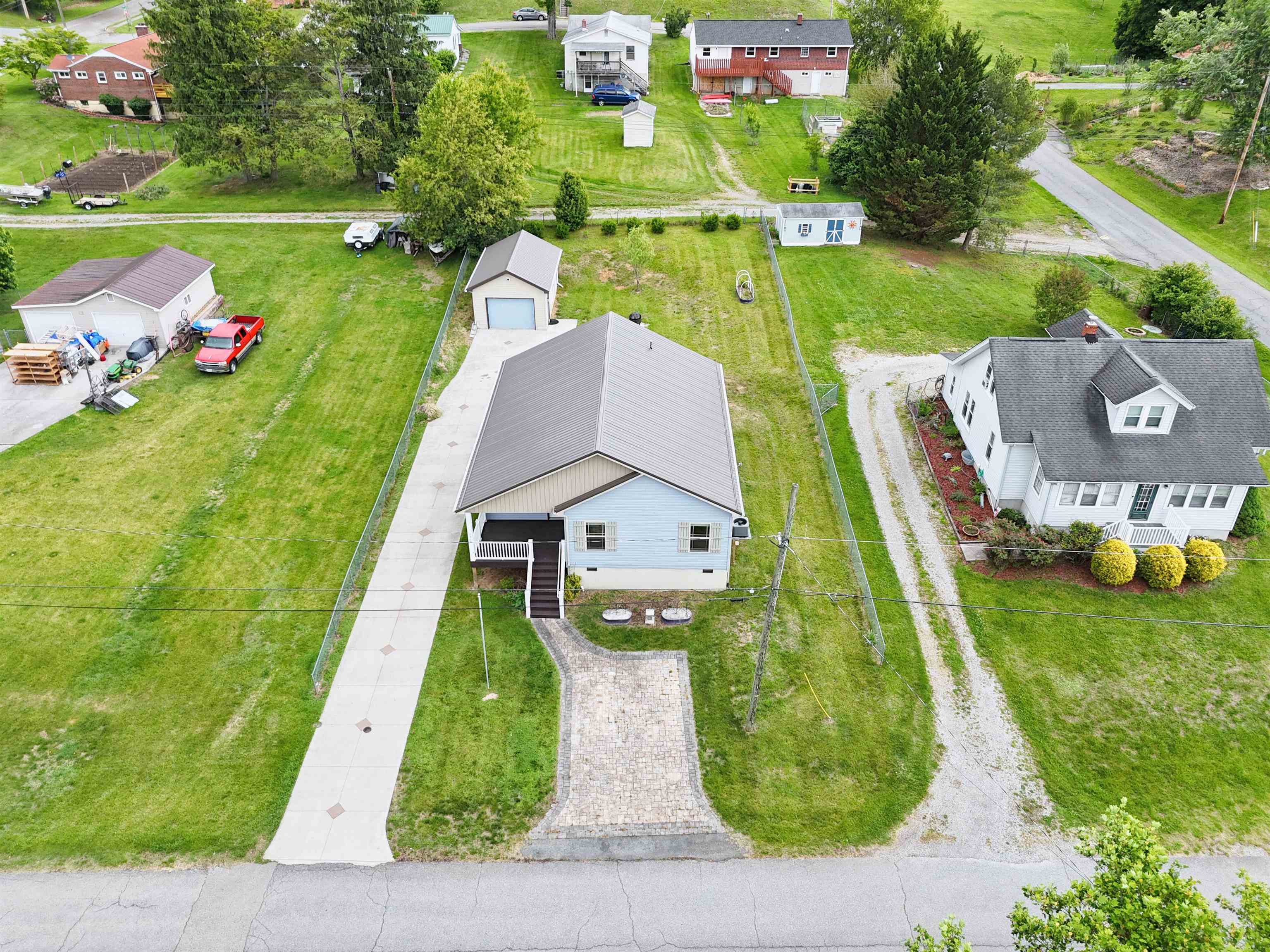 1618 Fourth Street Radford VA 24141