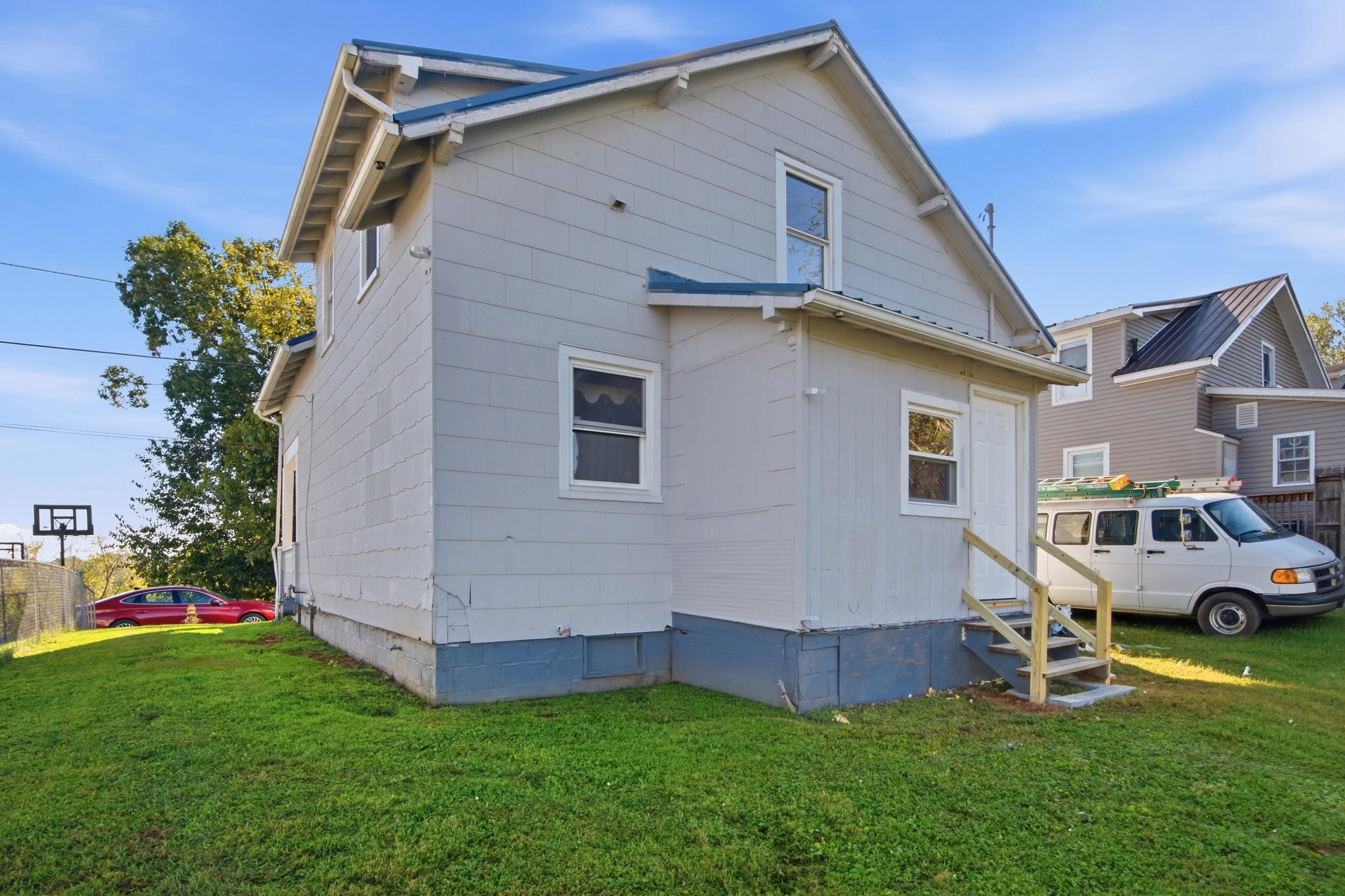 168 Bertha Street Pulaski VA 24301