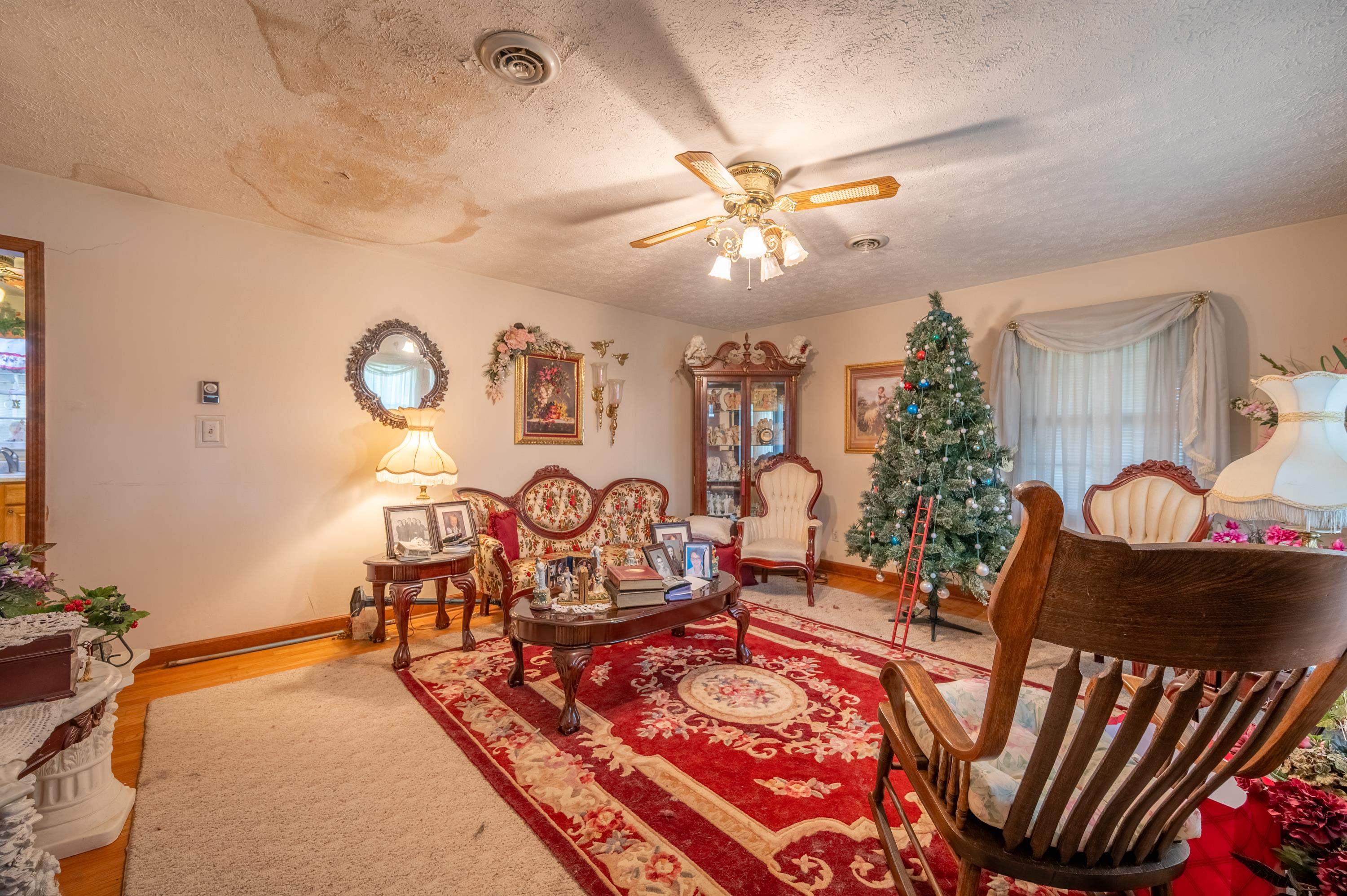 2516 Pinewood Drive Draper VA 24324