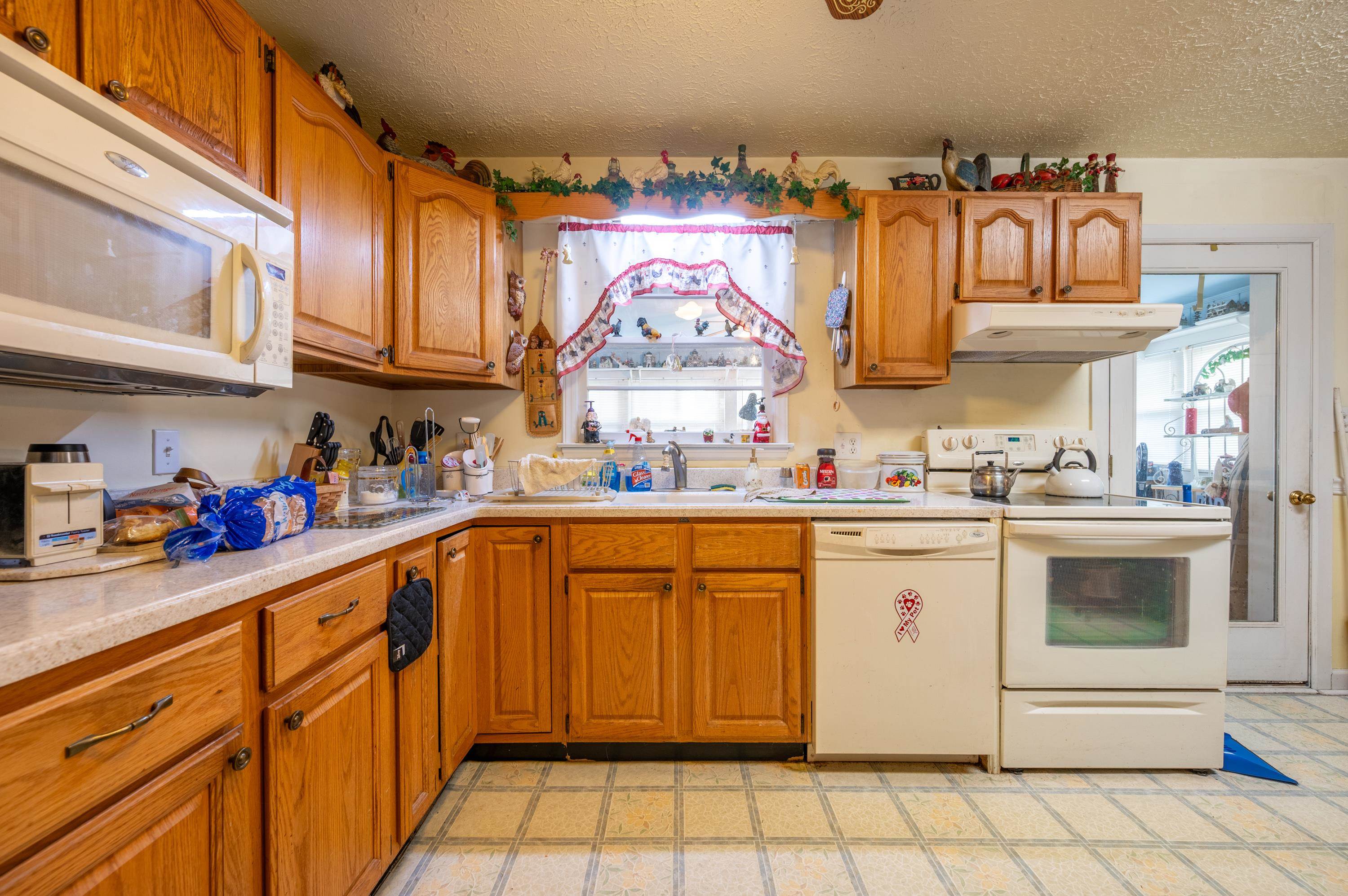 2516 Pinewood Drive Draper VA 24324