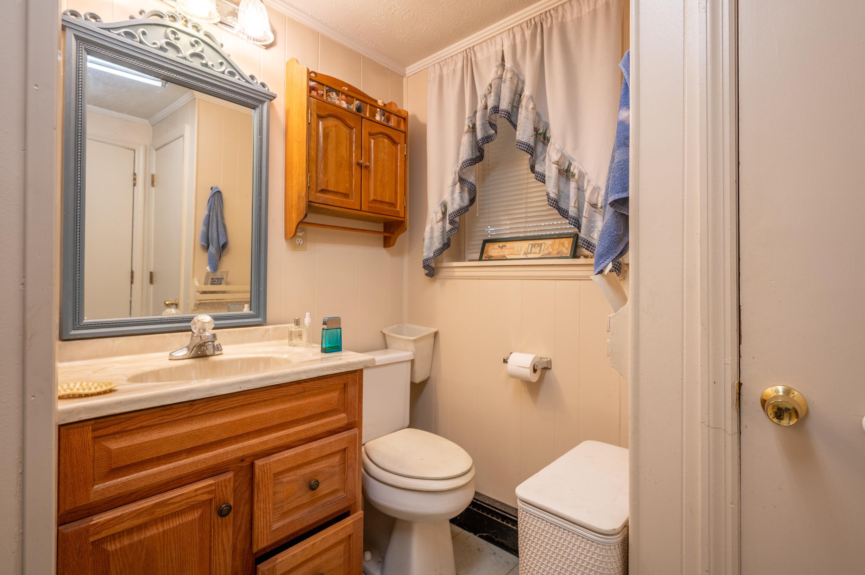 2516 Pinewood Drive Draper VA 24324