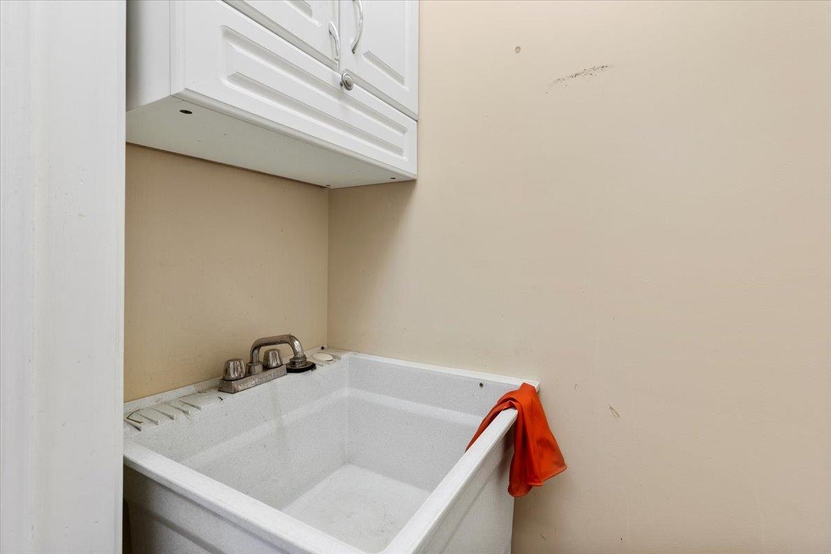 160 Cardova Drive Max Meadows VA 24360