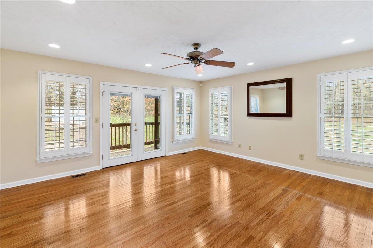 160 Cardova Drive Max Meadows VA 24360