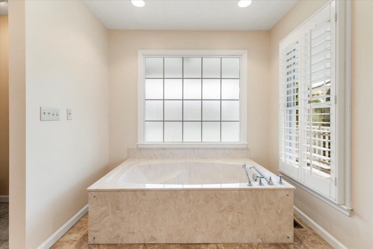 160 Cardova Drive Max Meadows VA 24360