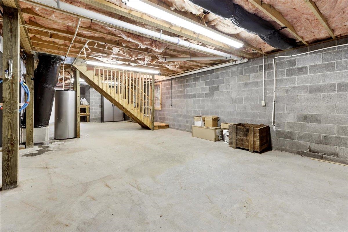 160 Cardova Drive Max Meadows VA 24360