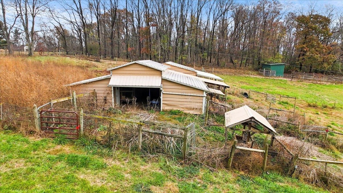 160 Cardova Drive Max Meadows VA 24360