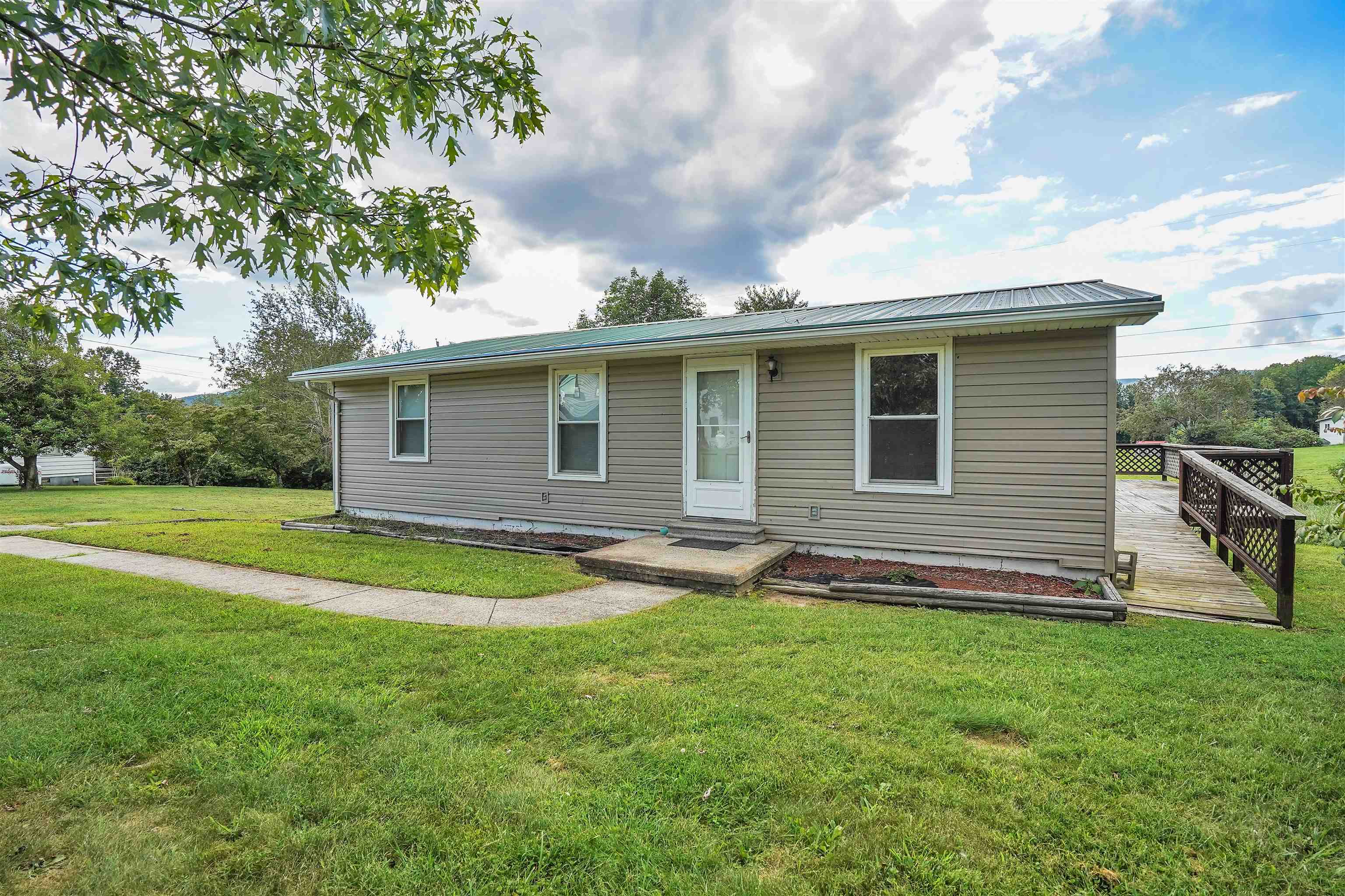 2176 Curve Road Pearisburg VA 24134