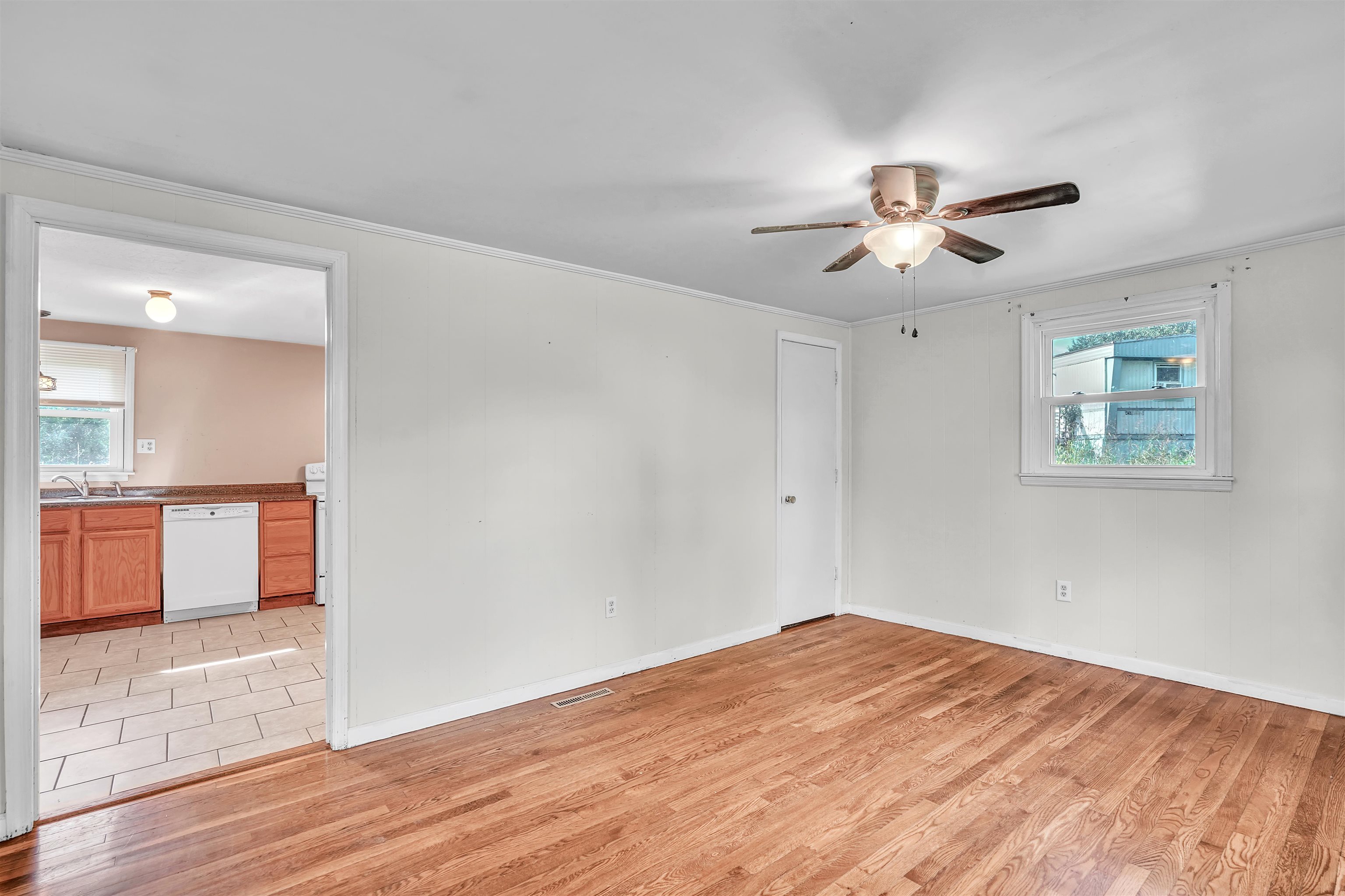 2176 Curve Road Pearisburg VA 24134