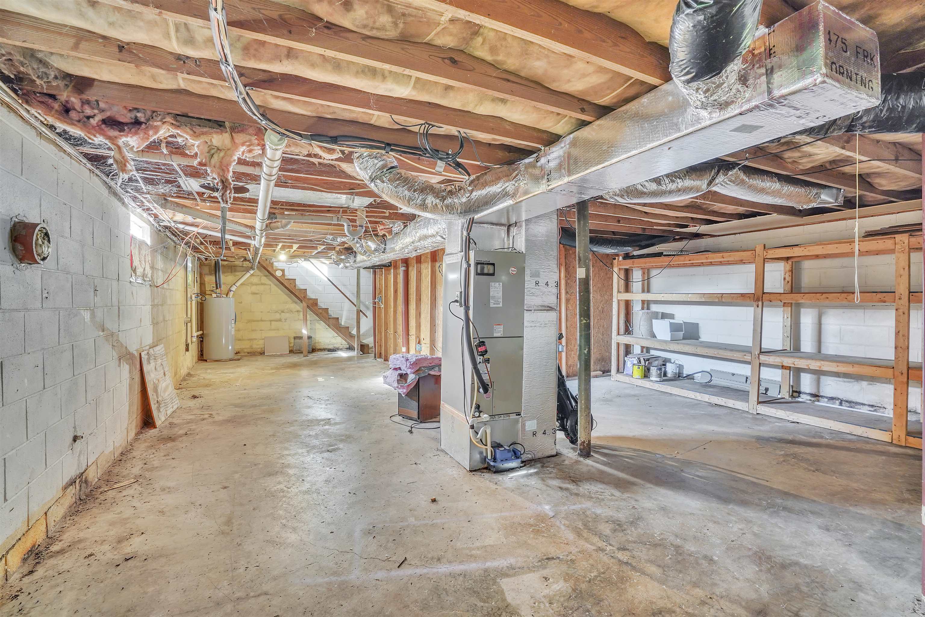 2176 Curve Road Pearisburg VA 24134