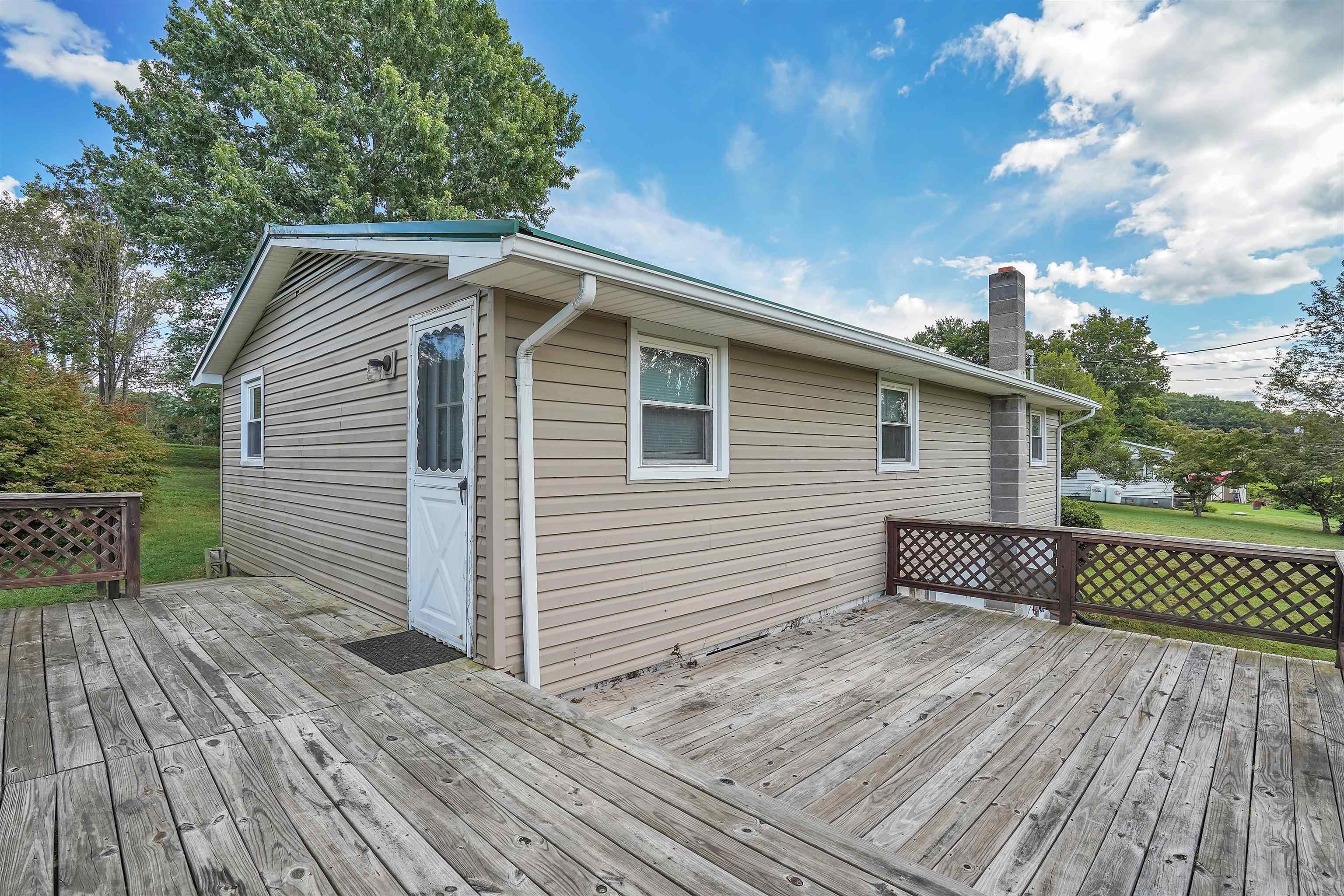 2176 Curve Road Pearisburg VA 24134