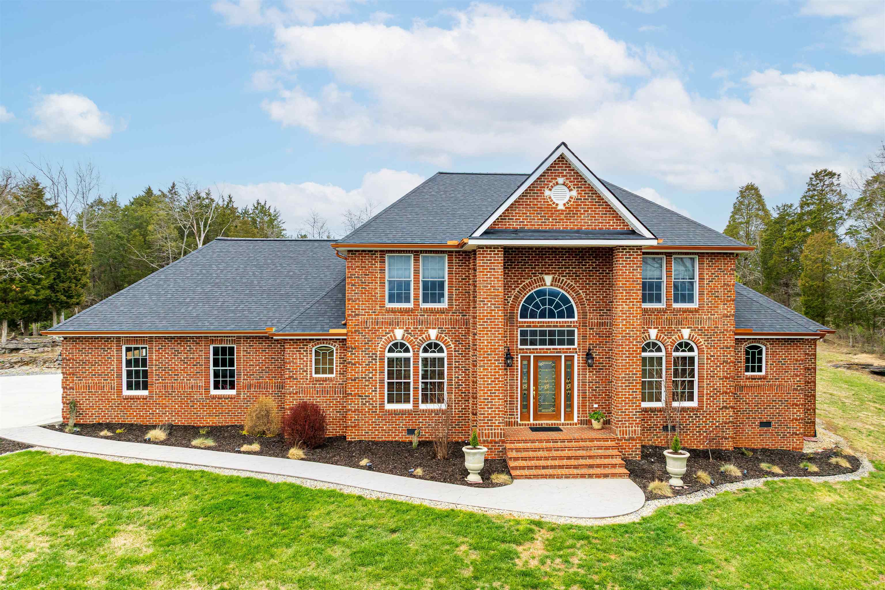 120 River Ridge Drive Pearisburg VA 24134