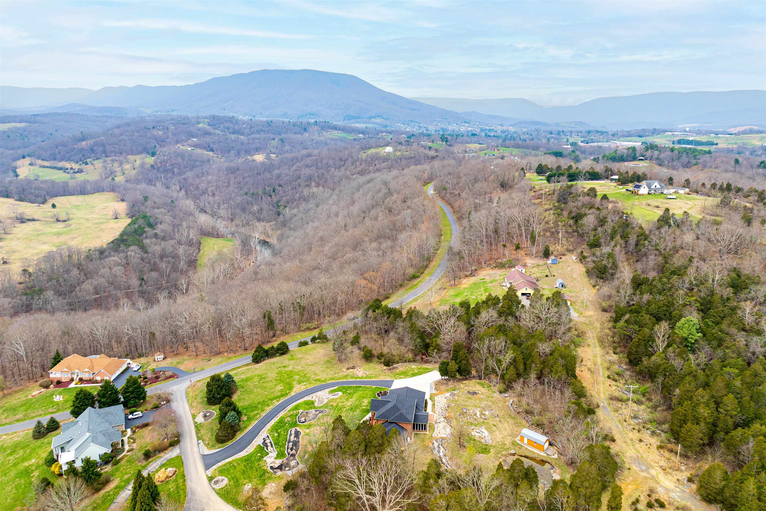 120 River Ridge Drive Pearisburg VA 24134