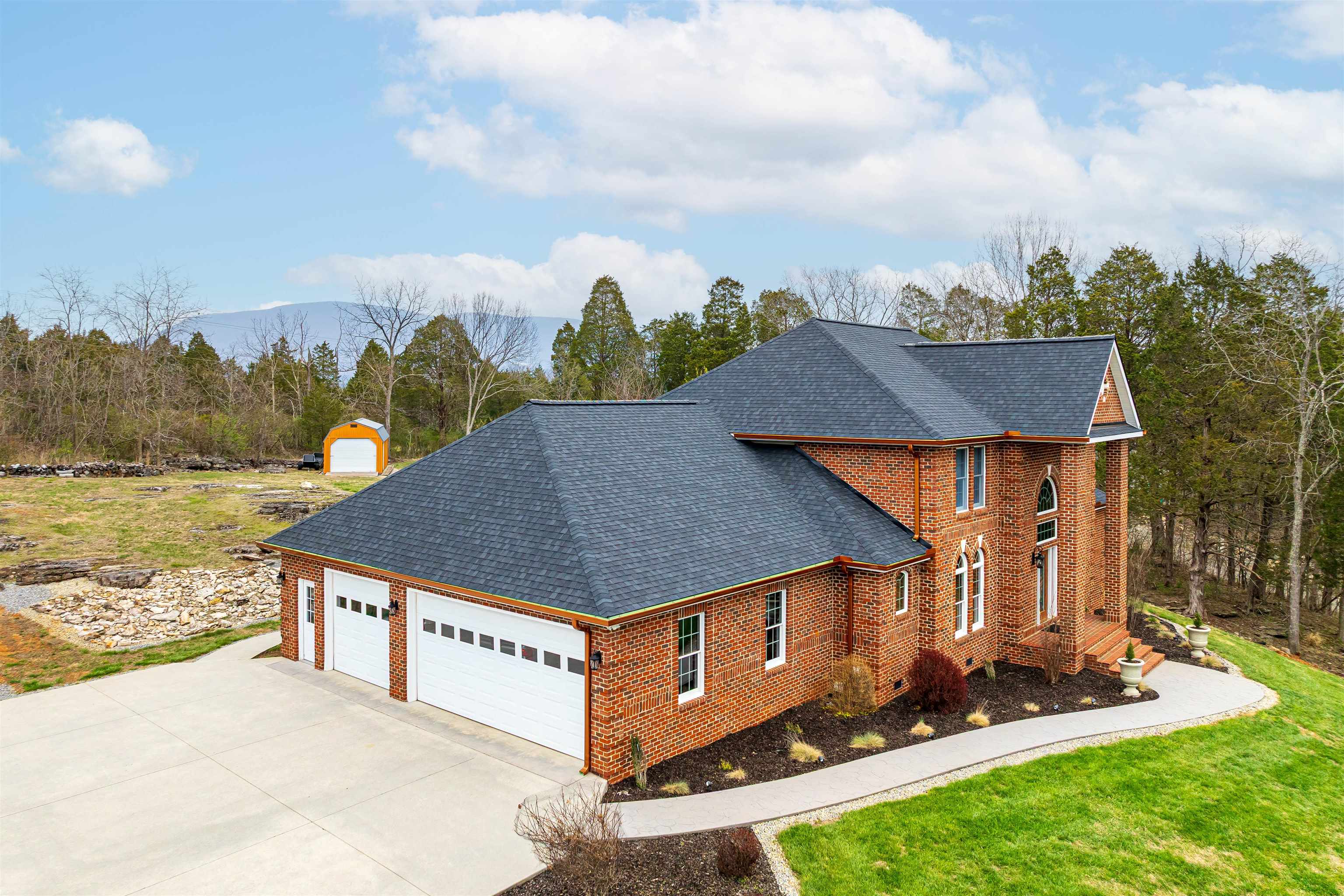 120 River Ridge Drive Pearisburg VA 24134