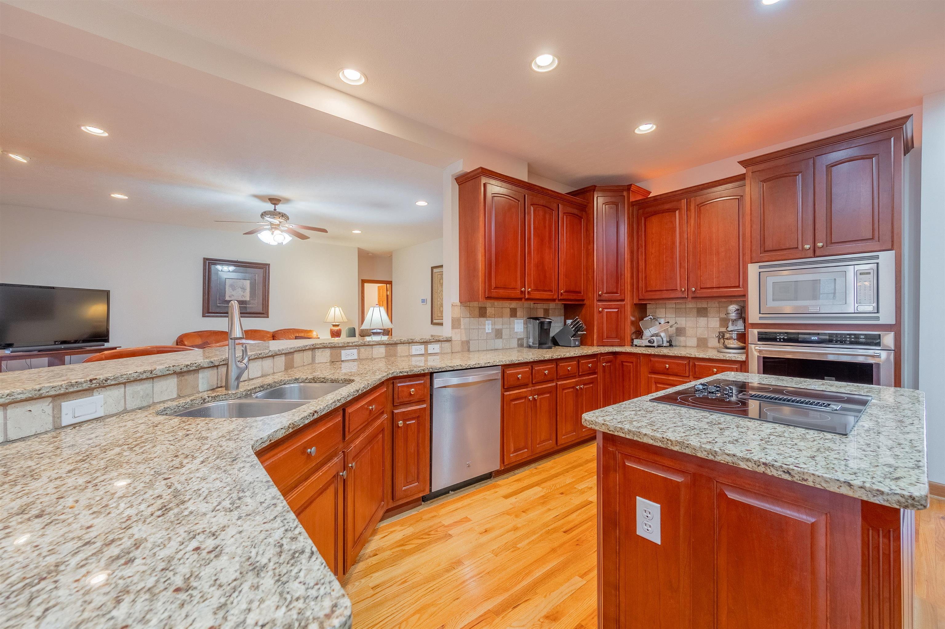 120 River Ridge Drive Pearisburg VA 24134