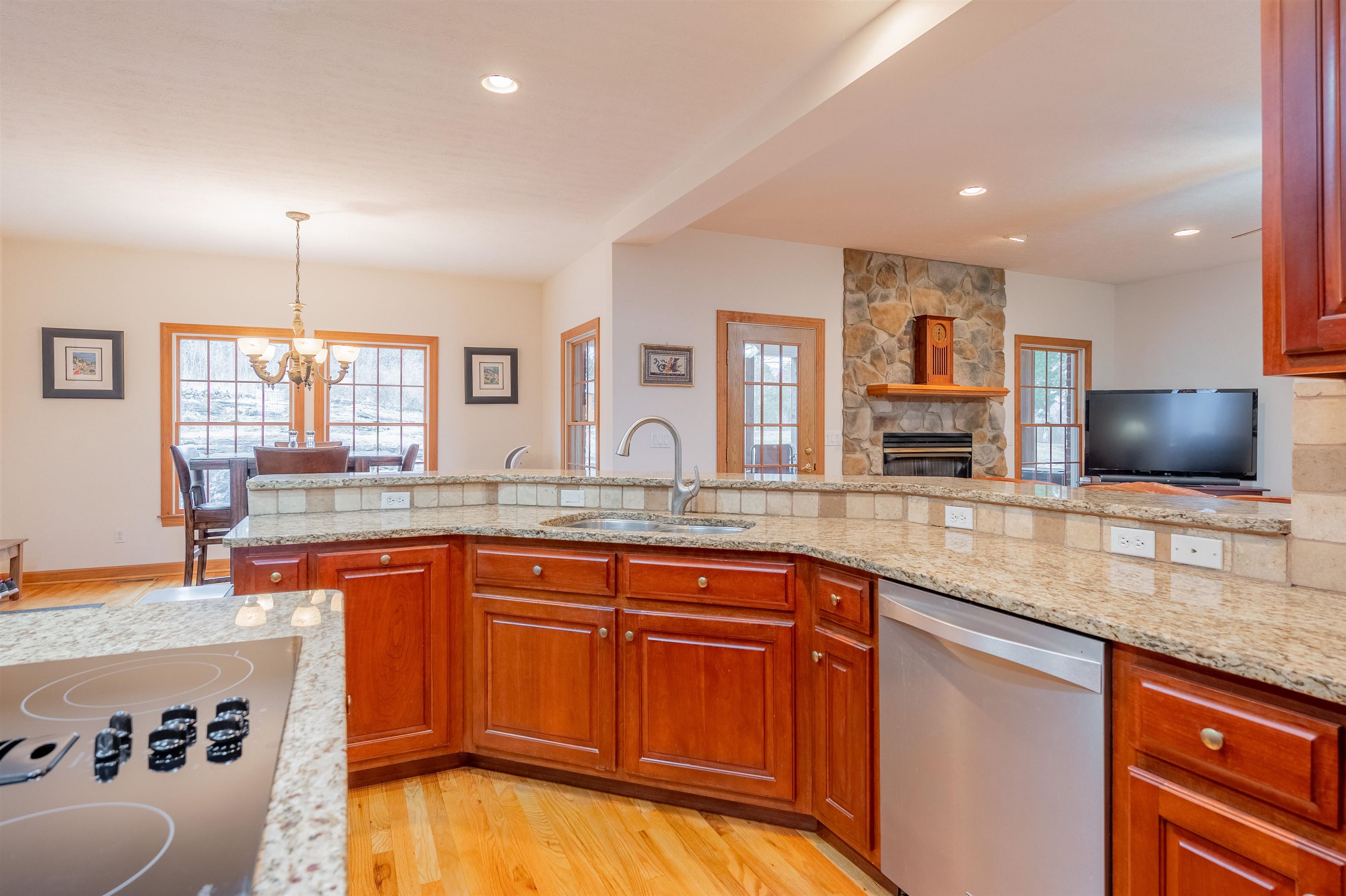 120 River Ridge Drive Pearisburg VA 24134
