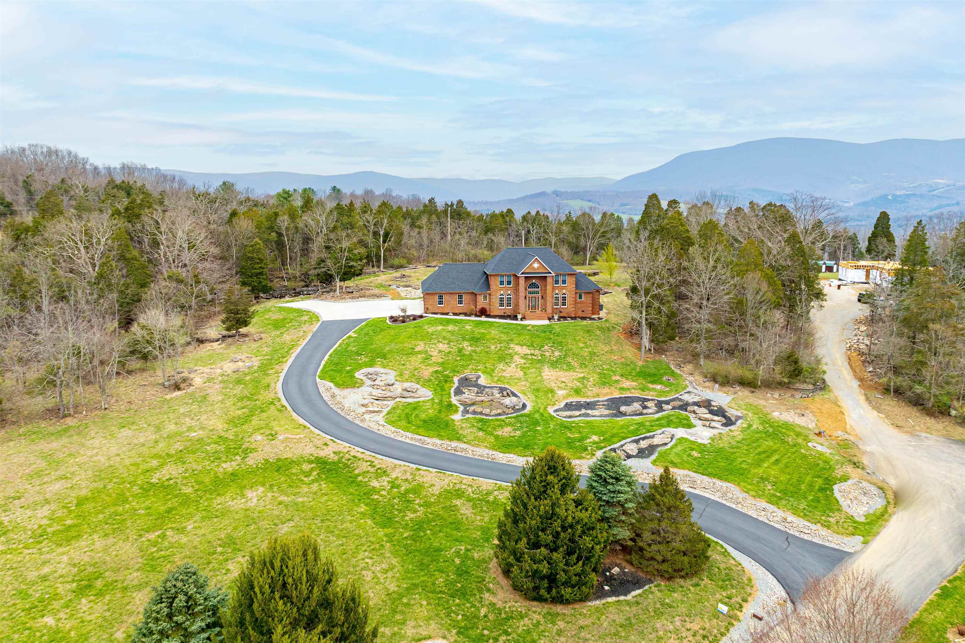 120 River Ridge Drive Pearisburg VA 24134