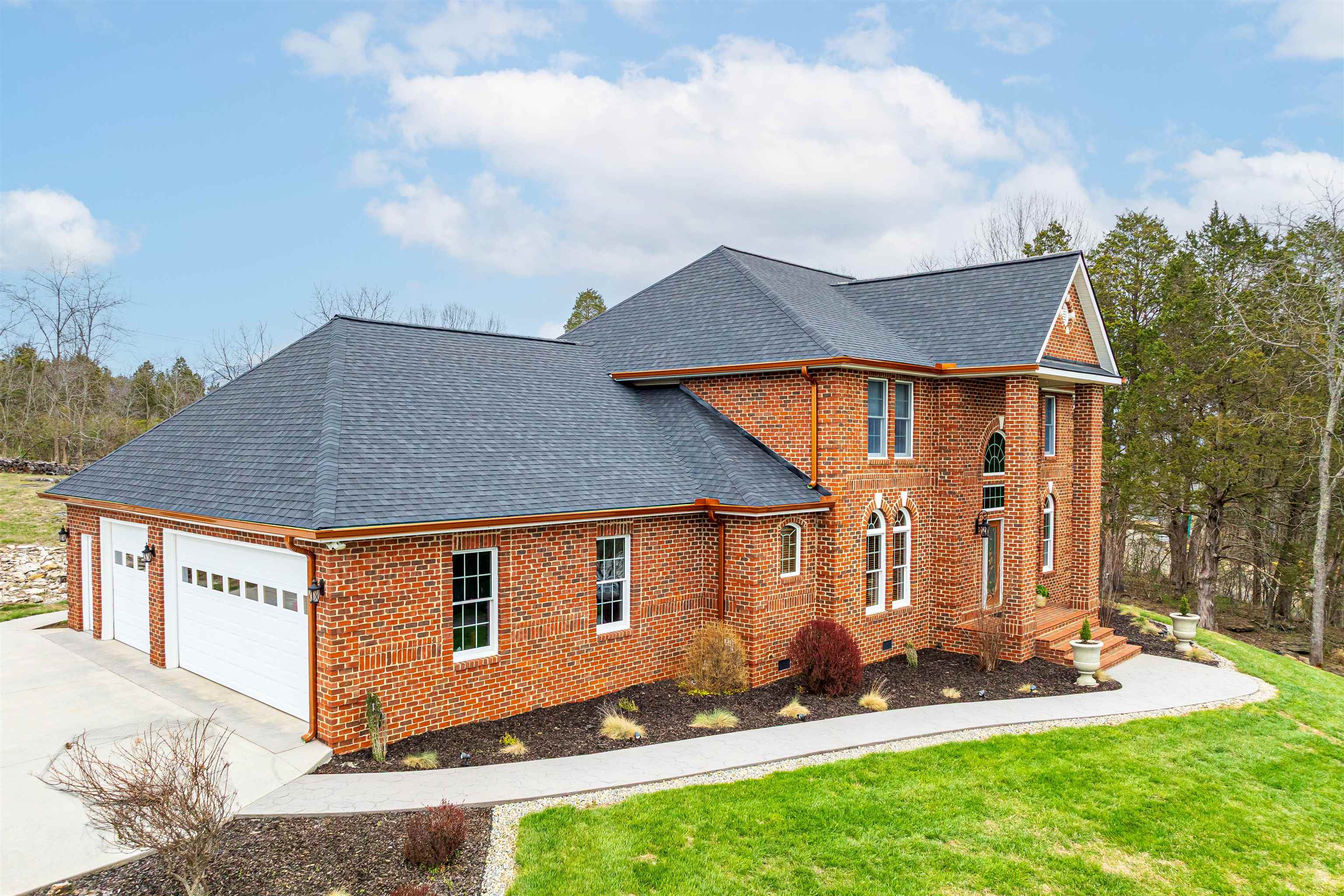 120 River Ridge Drive Pearisburg VA 24134