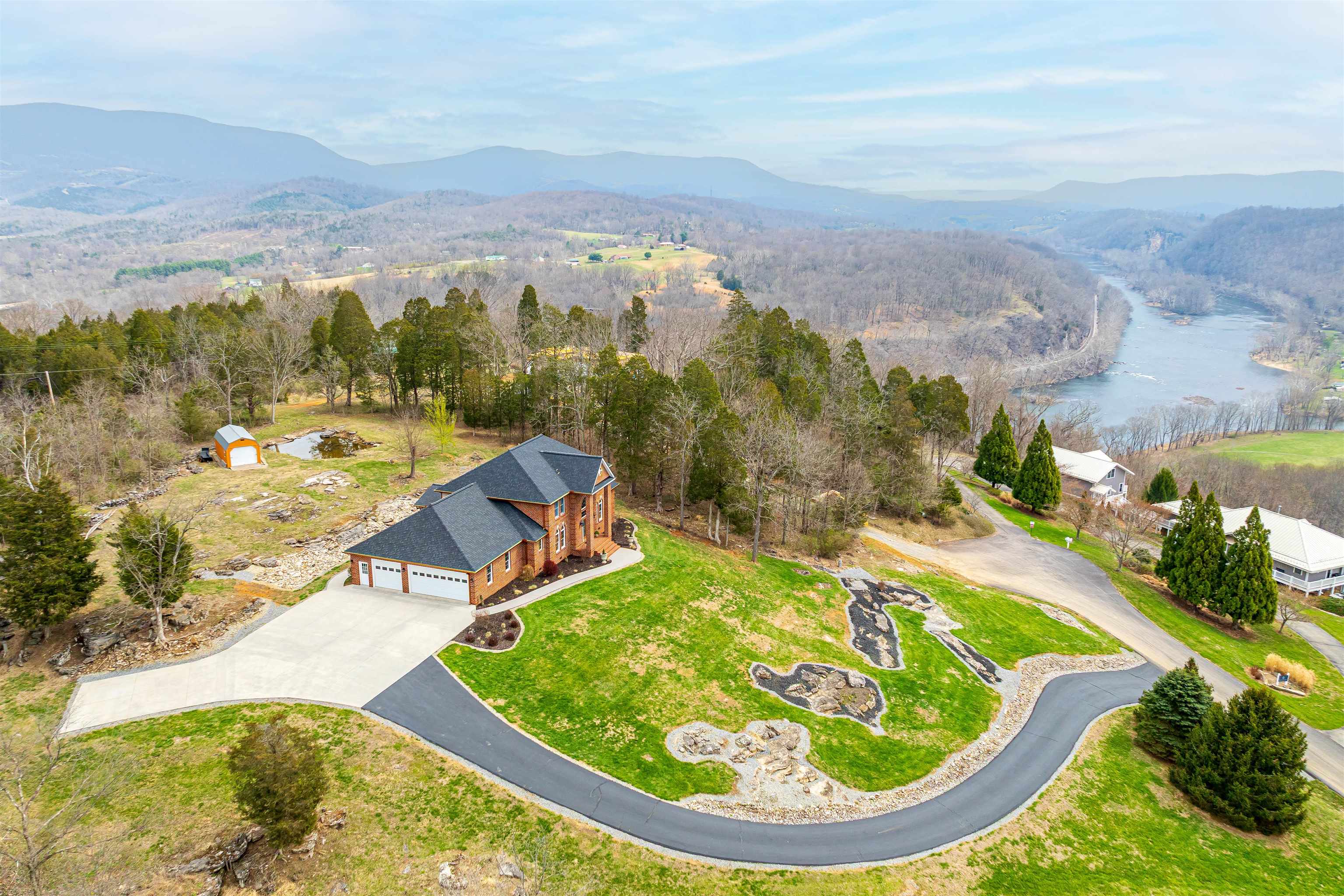 120 River Ridge Drive Pearisburg VA 24134
