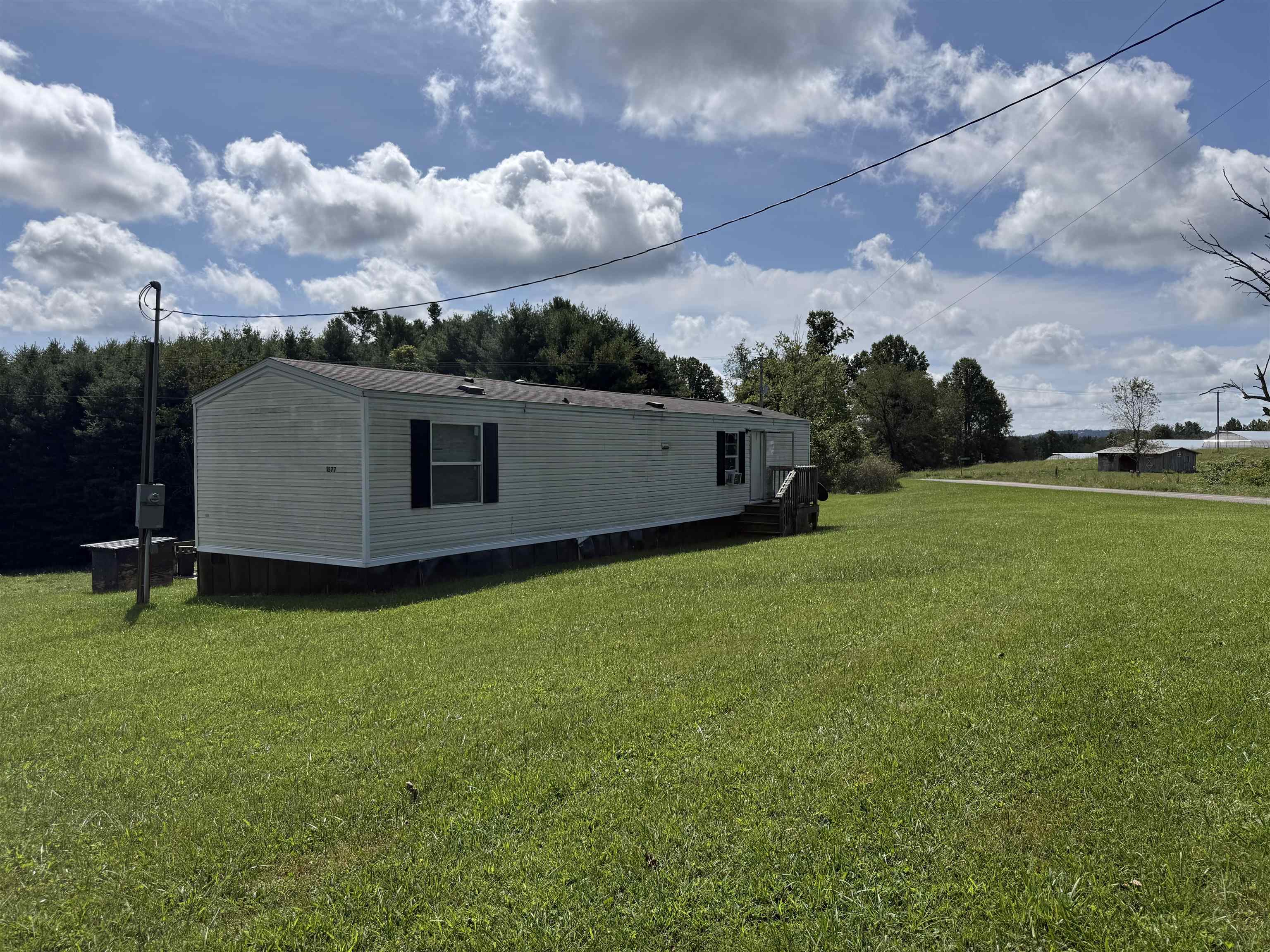 1577 Pine Branch Road Laurel Fork VA 24352