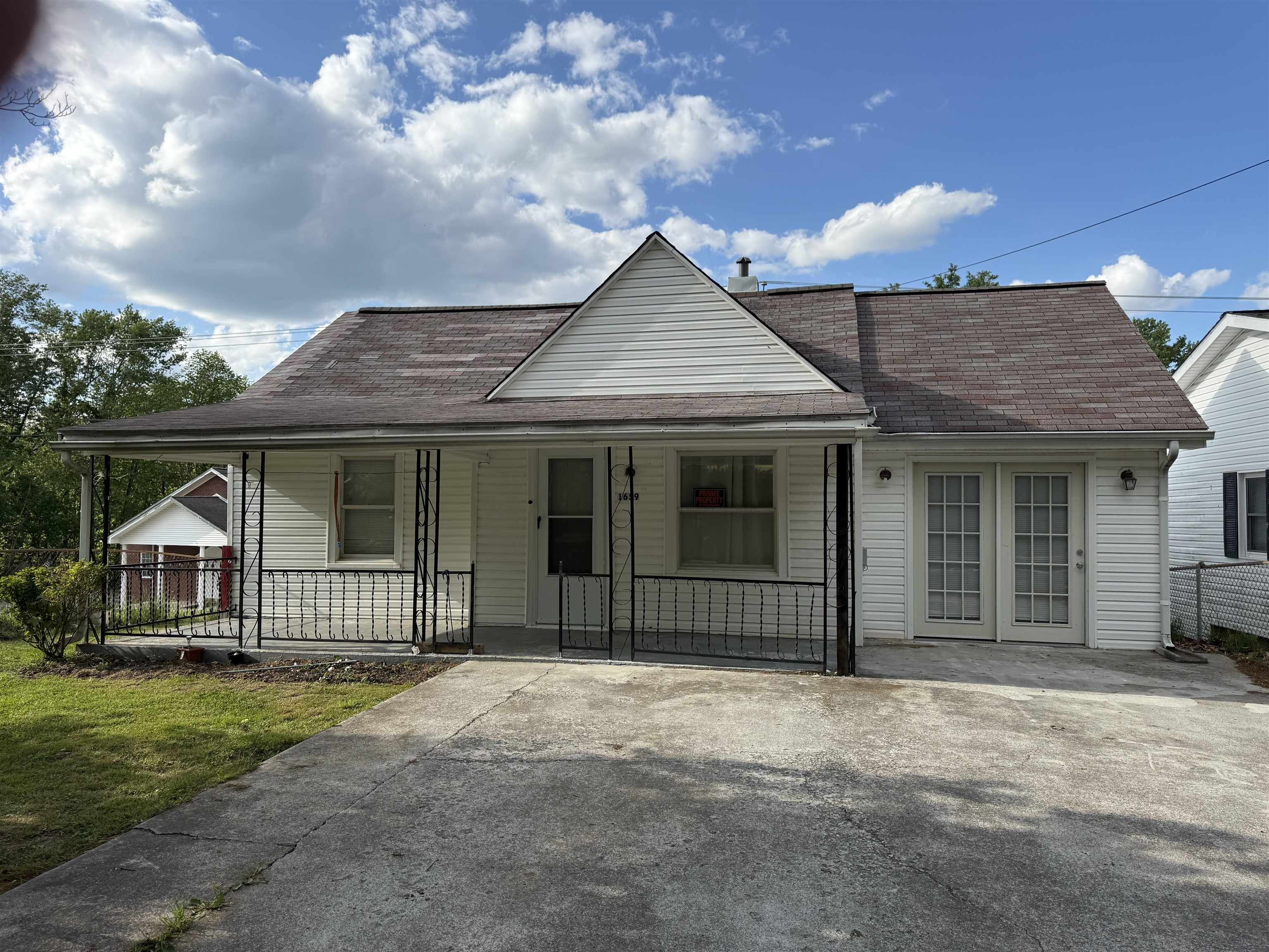1659 Dora Highway Pulaski VA 24301