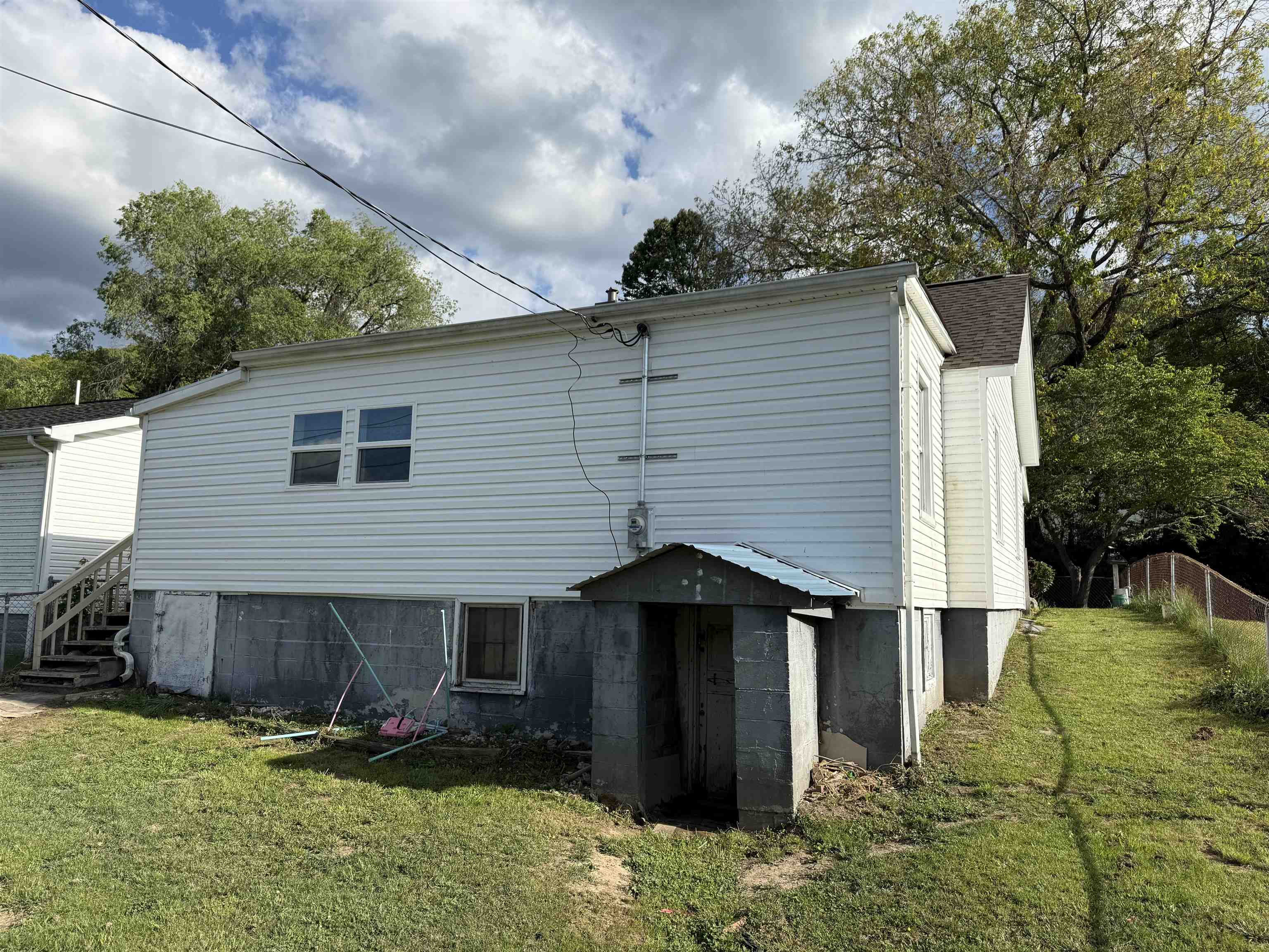 1659 Dora Highway Pulaski VA 24301