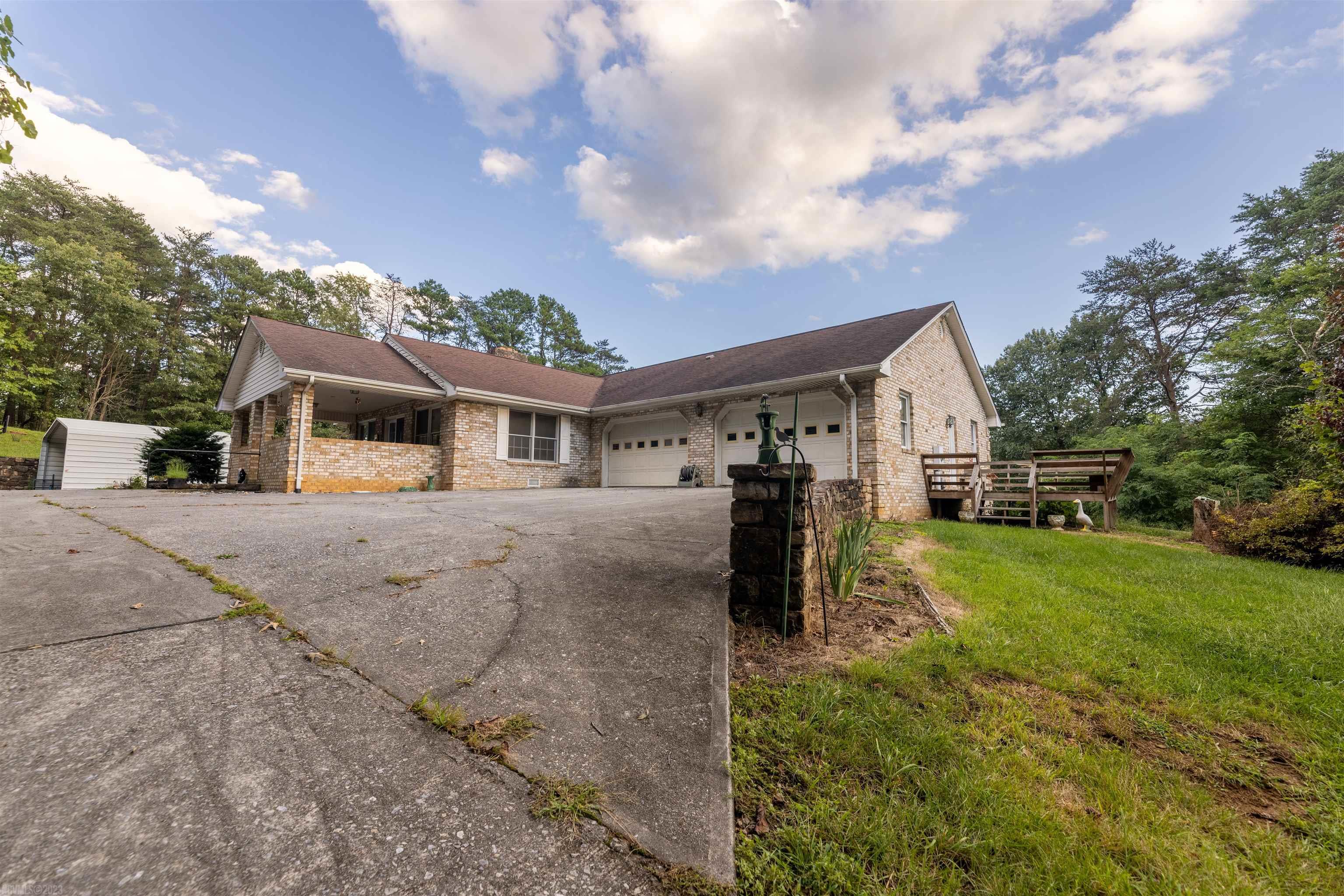 4901 Glenvar Hights Boulevard Salem VA 24153