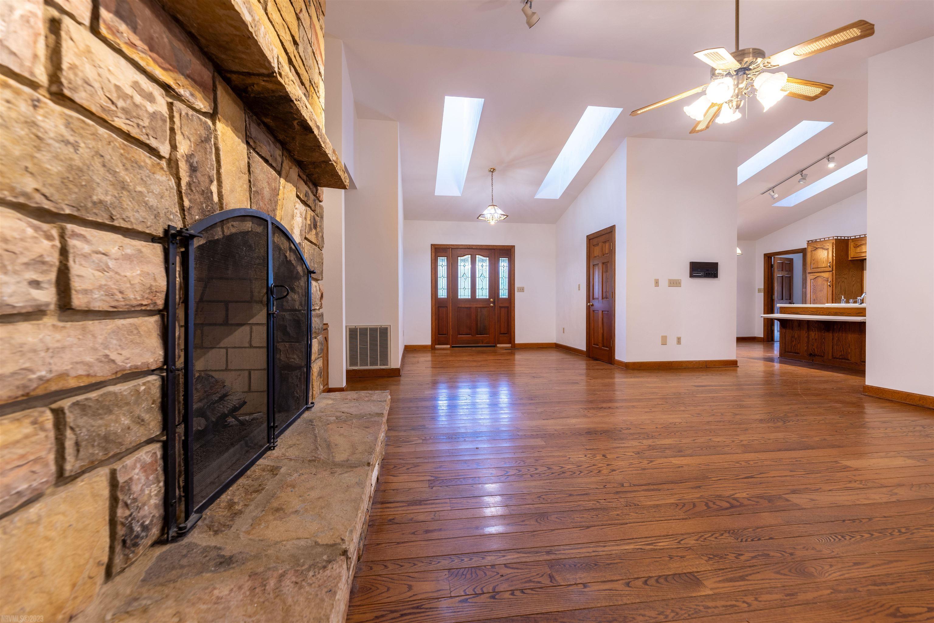 4901 Glenvar Hights Boulevard Salem VA 24153