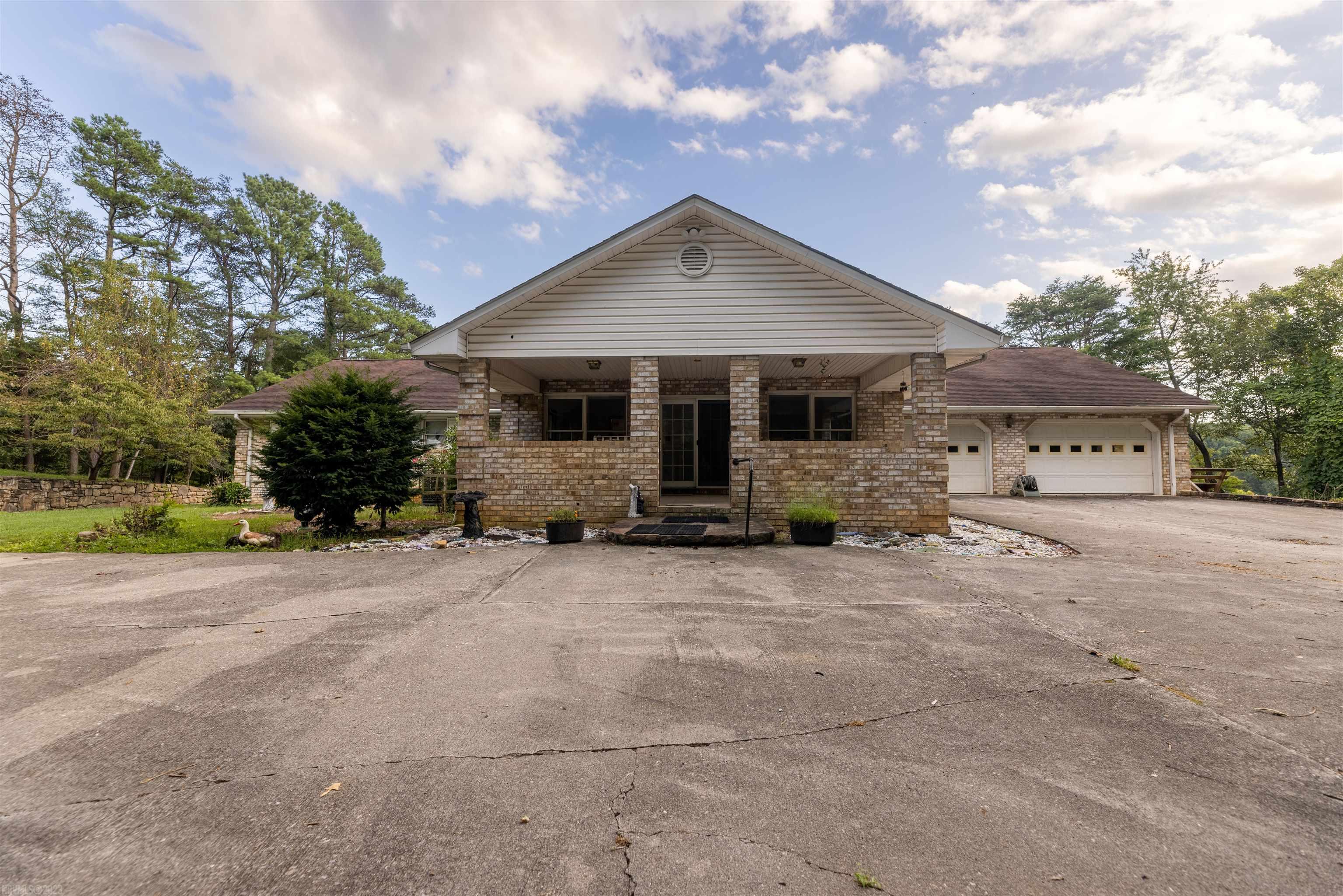 4901 Glenvar Hights Boulevard Salem VA 24153