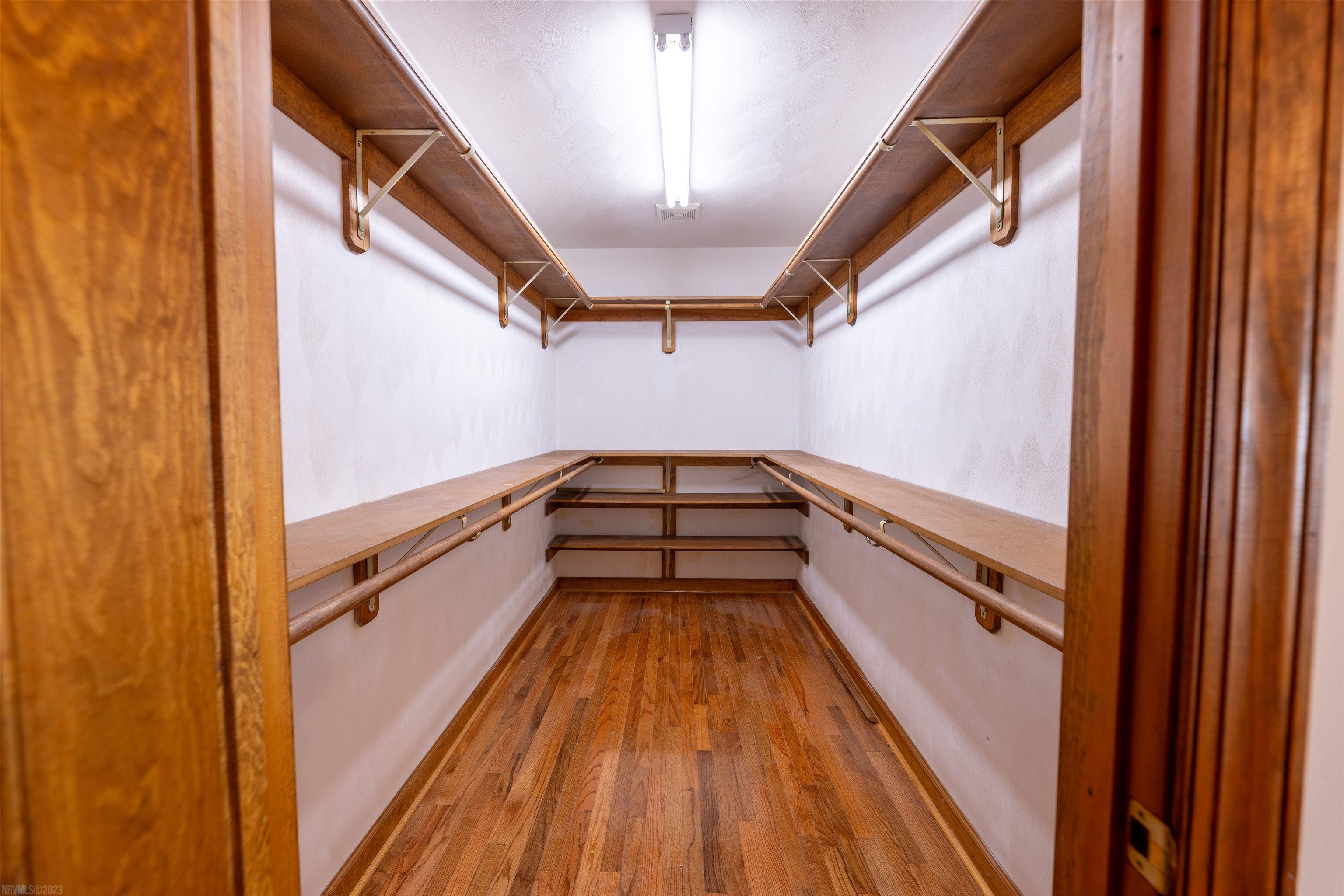 4901 Glenvar Hights Boulevard Salem VA 24153