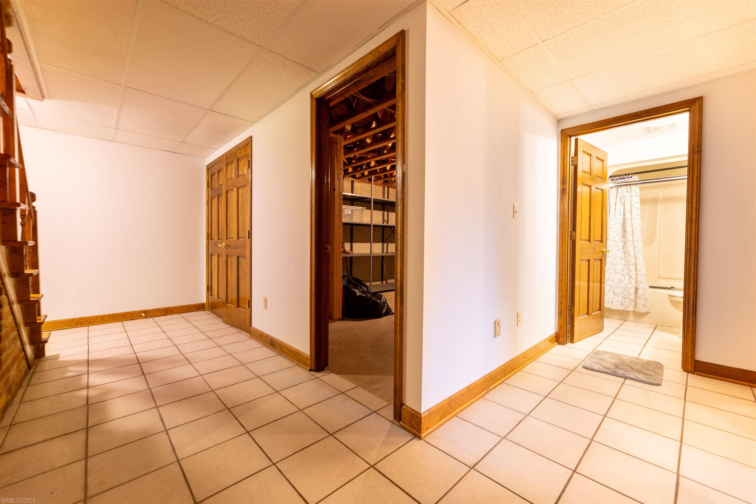 4901 Glenvar Hights Boulevard Salem VA 24153