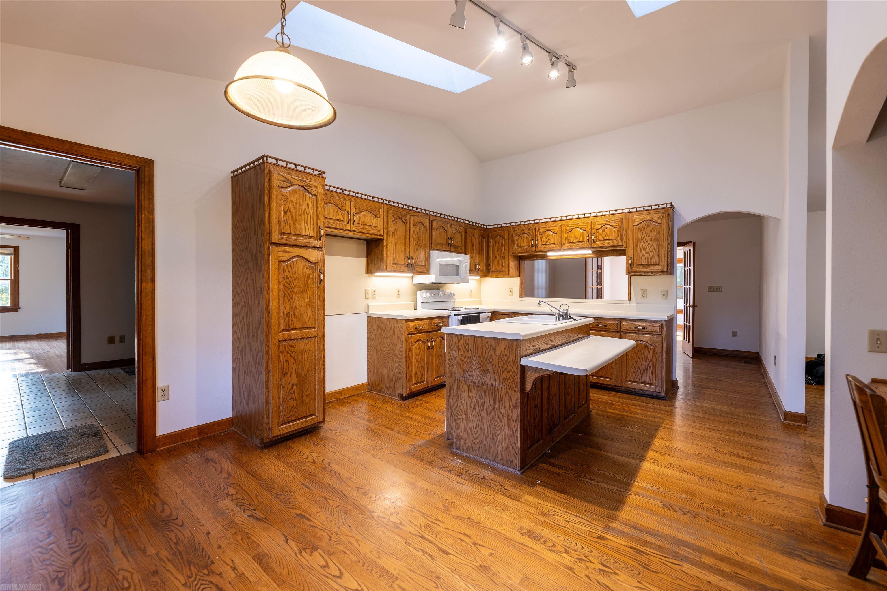 4901 Glenvar Hights Boulevard Salem VA 24153