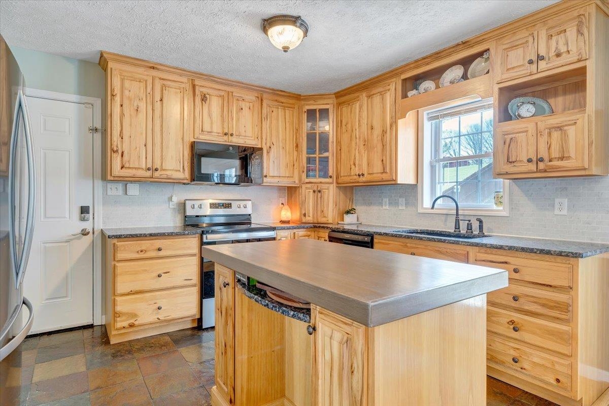 5323 Crossbow Drive Pulaski VA 24301