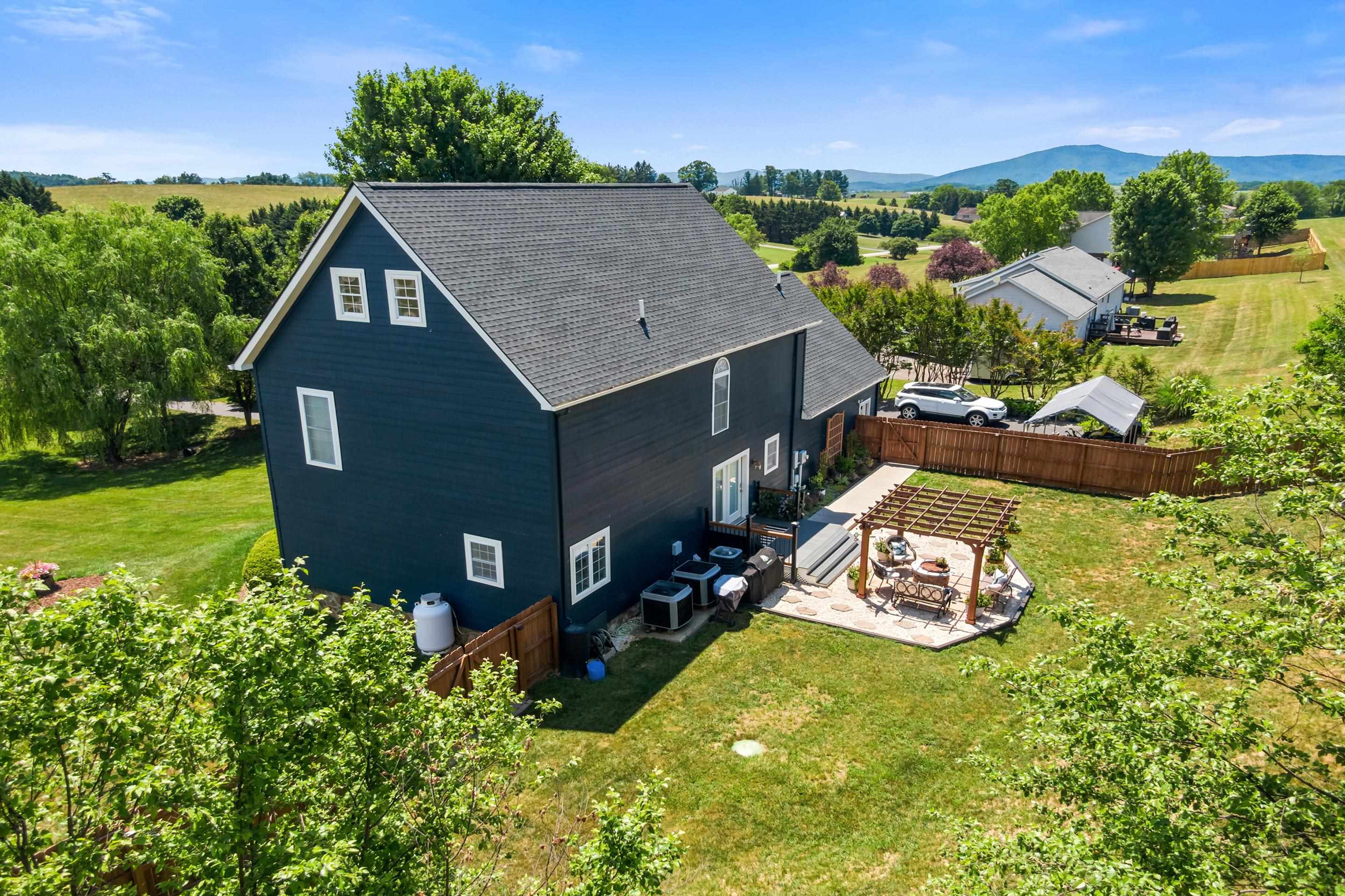 5323 Crossbow Drive Pulaski VA 24301
